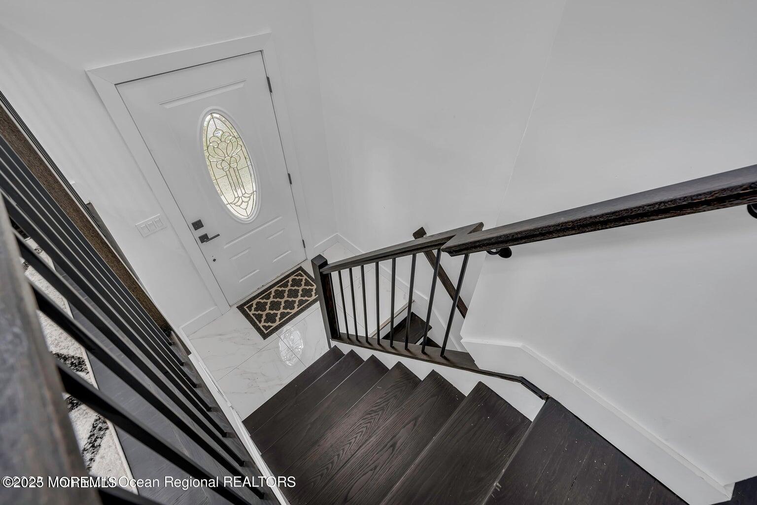 345 Dallas Drive Image 5