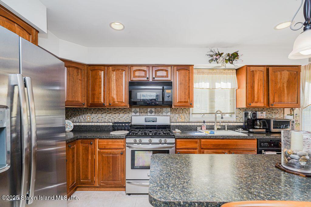 94 Clearmont Avenue, Staten Island, NY, 10309 image 9