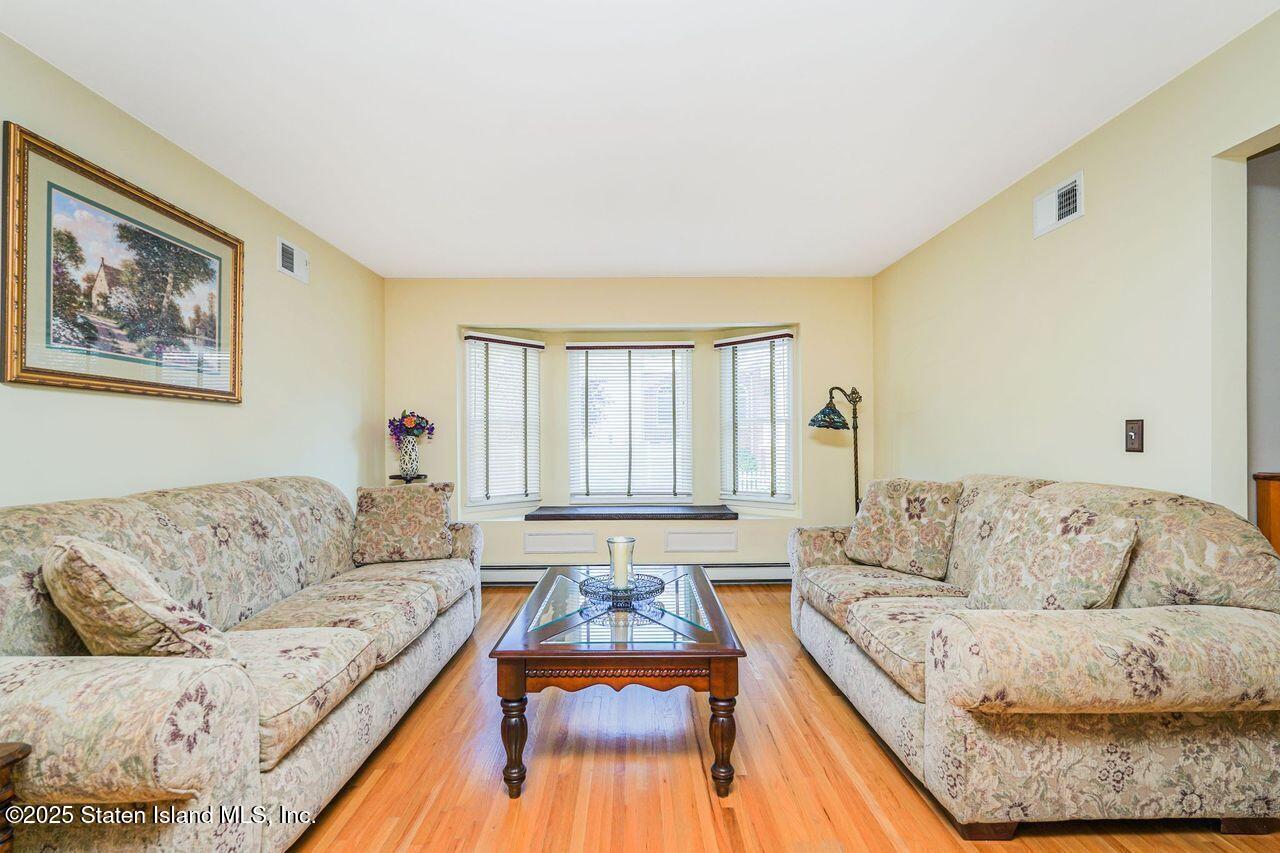 94 Clearmont Avenue Image 5
