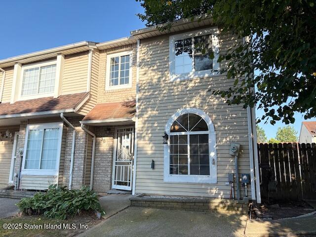 38 Eleanor Place, Staten Island, NY, 10303