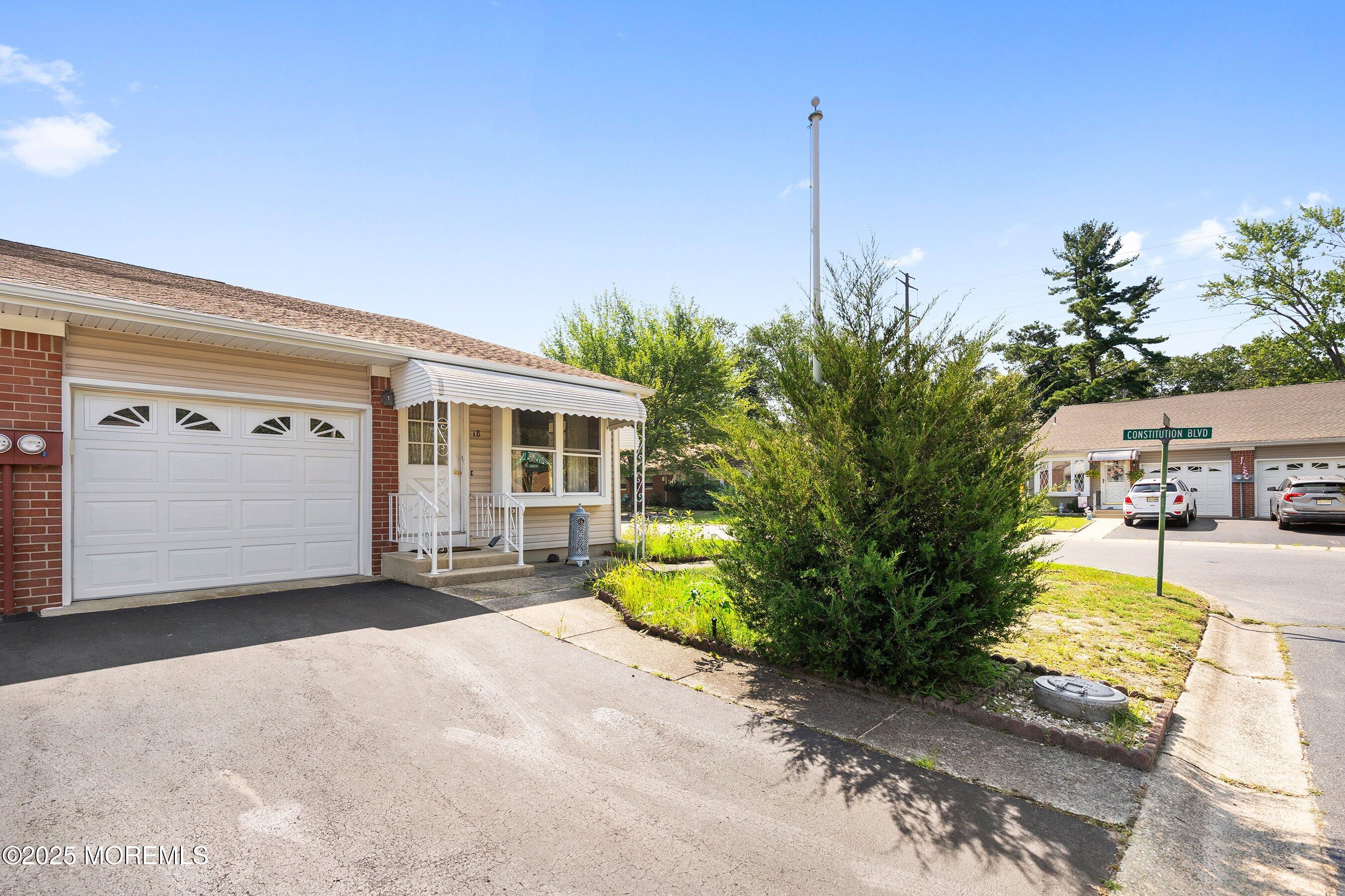 1 B Potomac Lane, Whiting, NJ, 08759