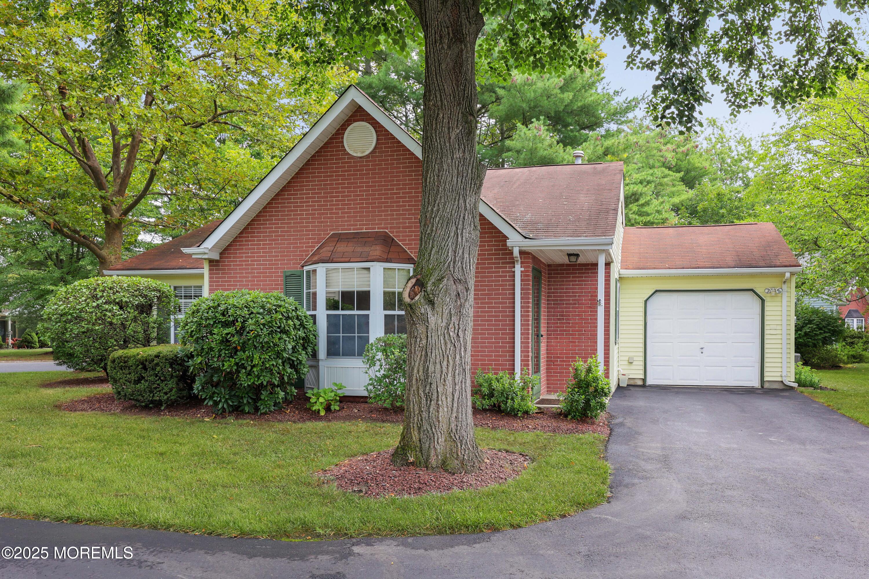 7 Morden Close, Freehold, NJ, 07728 image 27