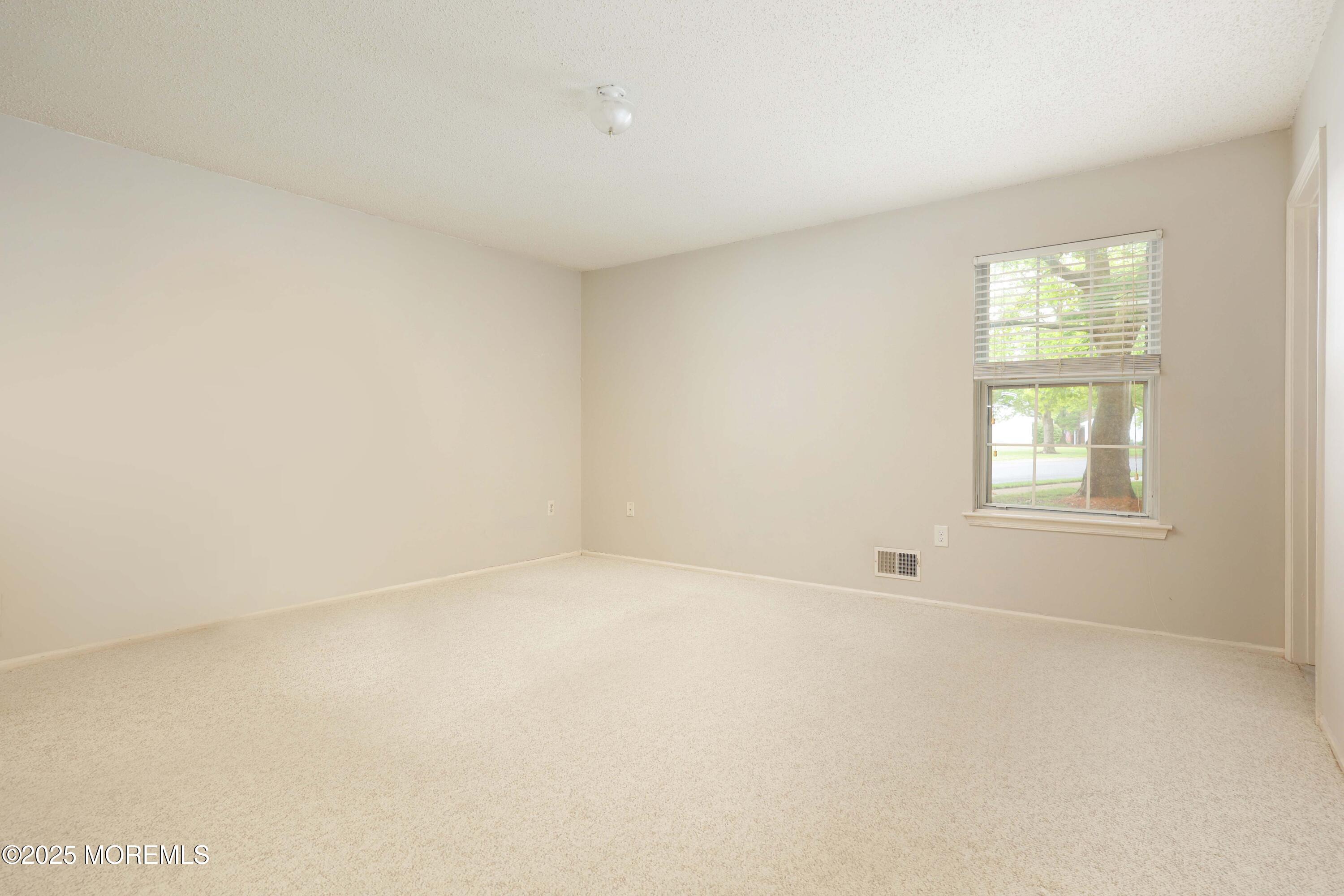 7 Morden Close, Freehold, NJ, 07728 image 17