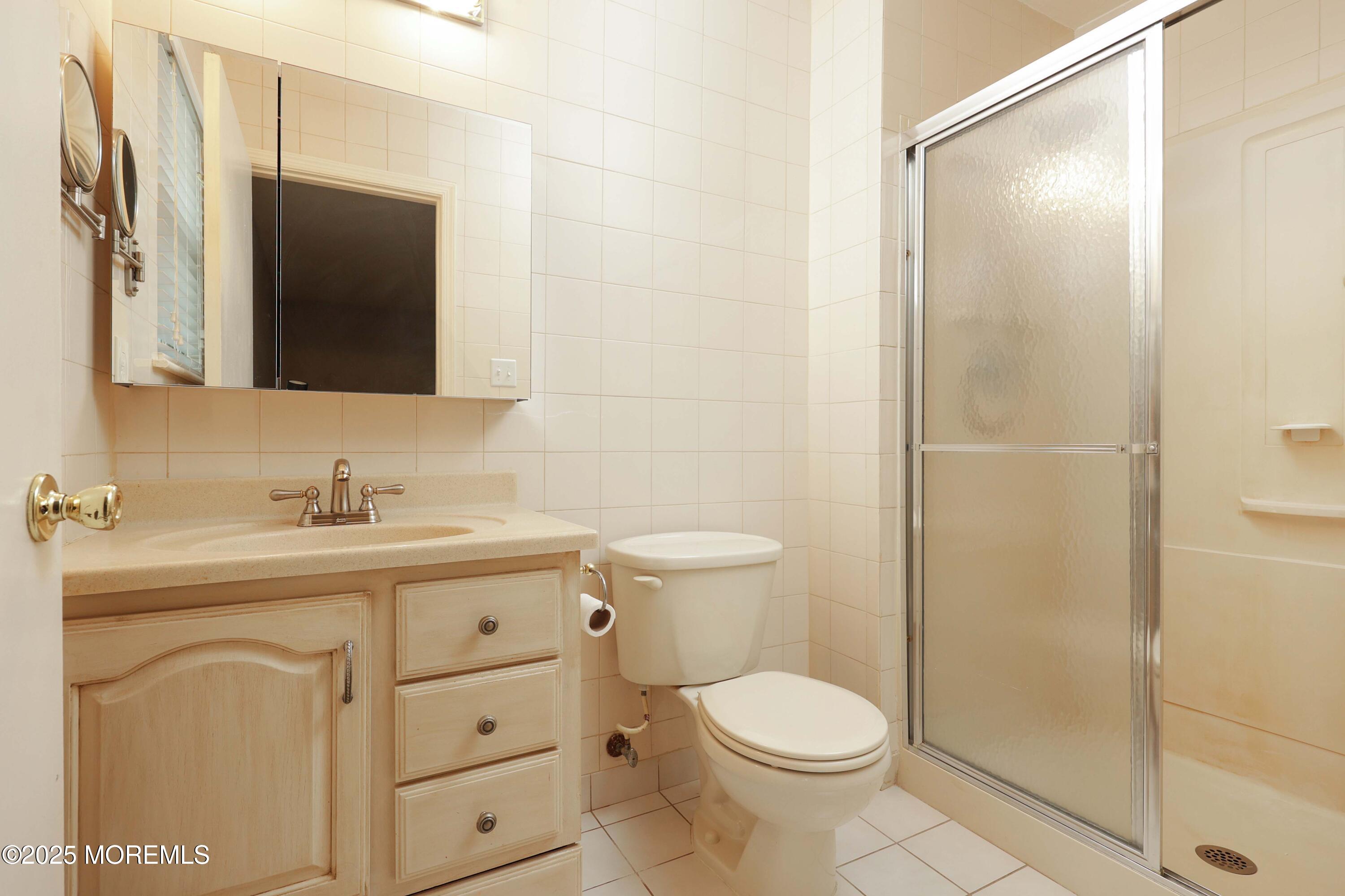 7 Morden Close, Freehold, NJ, 07728 image 18