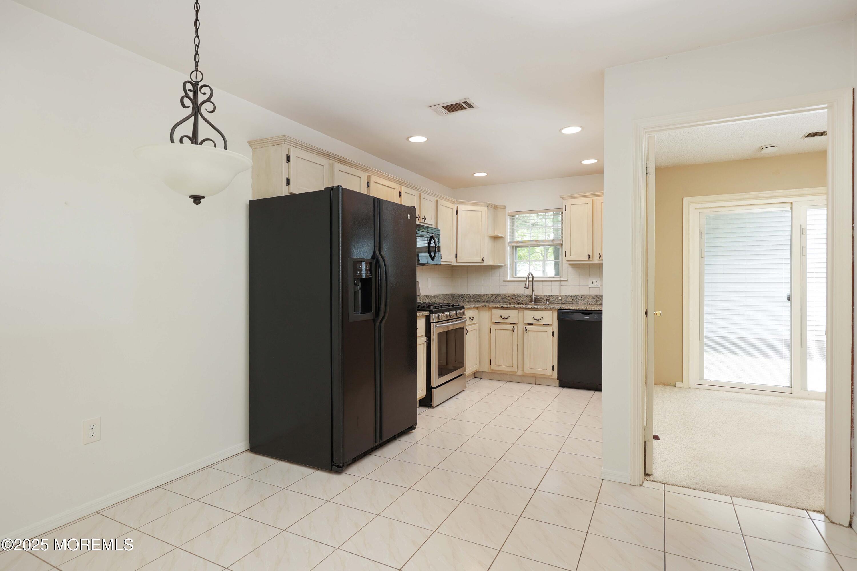 7 Morden Close, Freehold, NJ, 07728 image 11