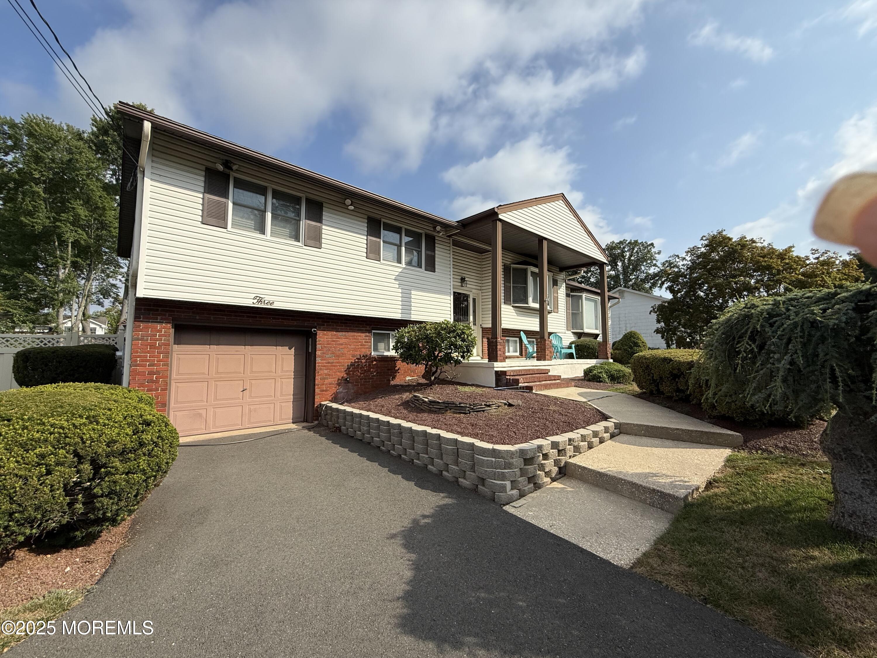 3 Sugar Maple Avenue Image 2