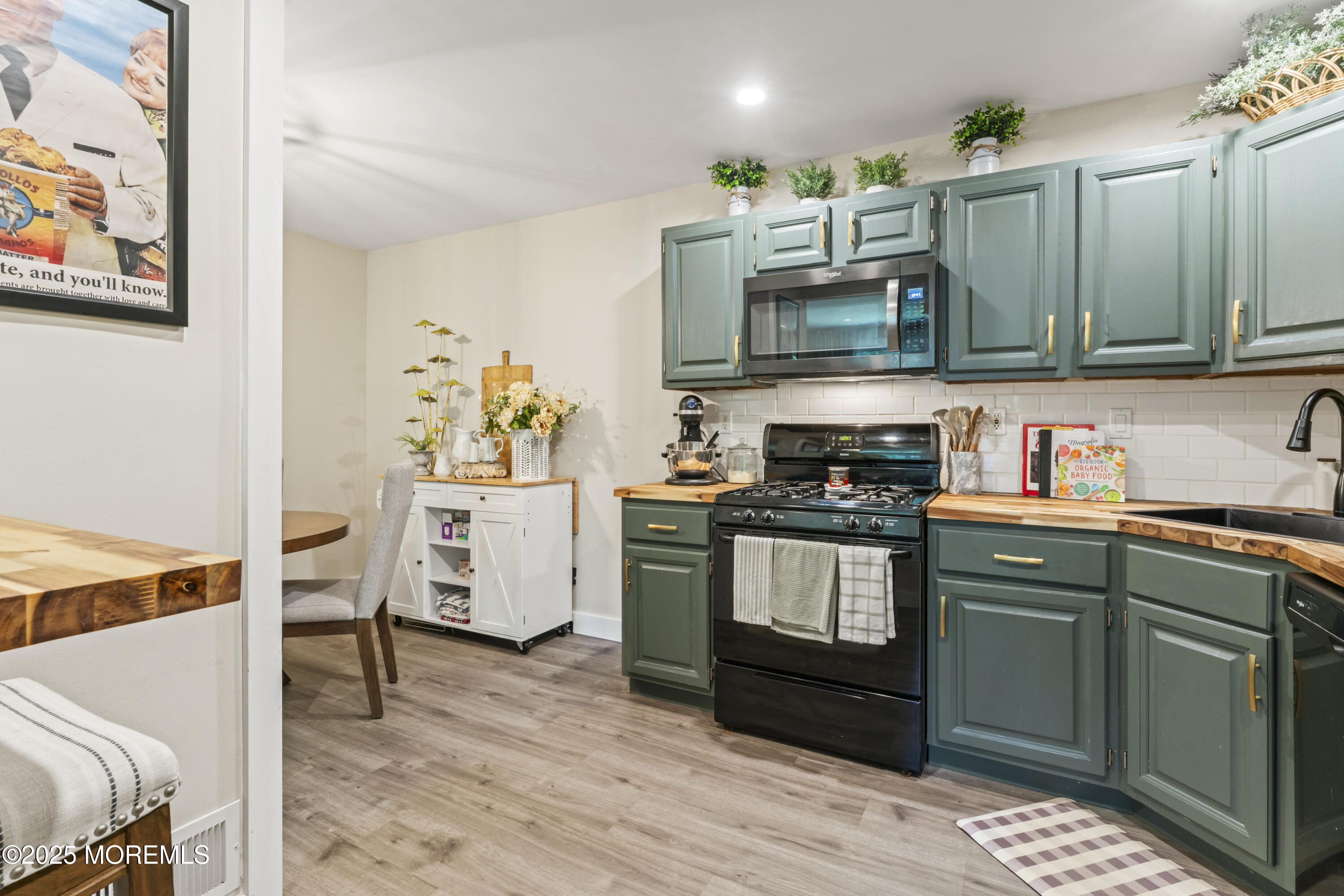 35 Beaumont Court, Tinton Falls, NJ, 07724 image 9