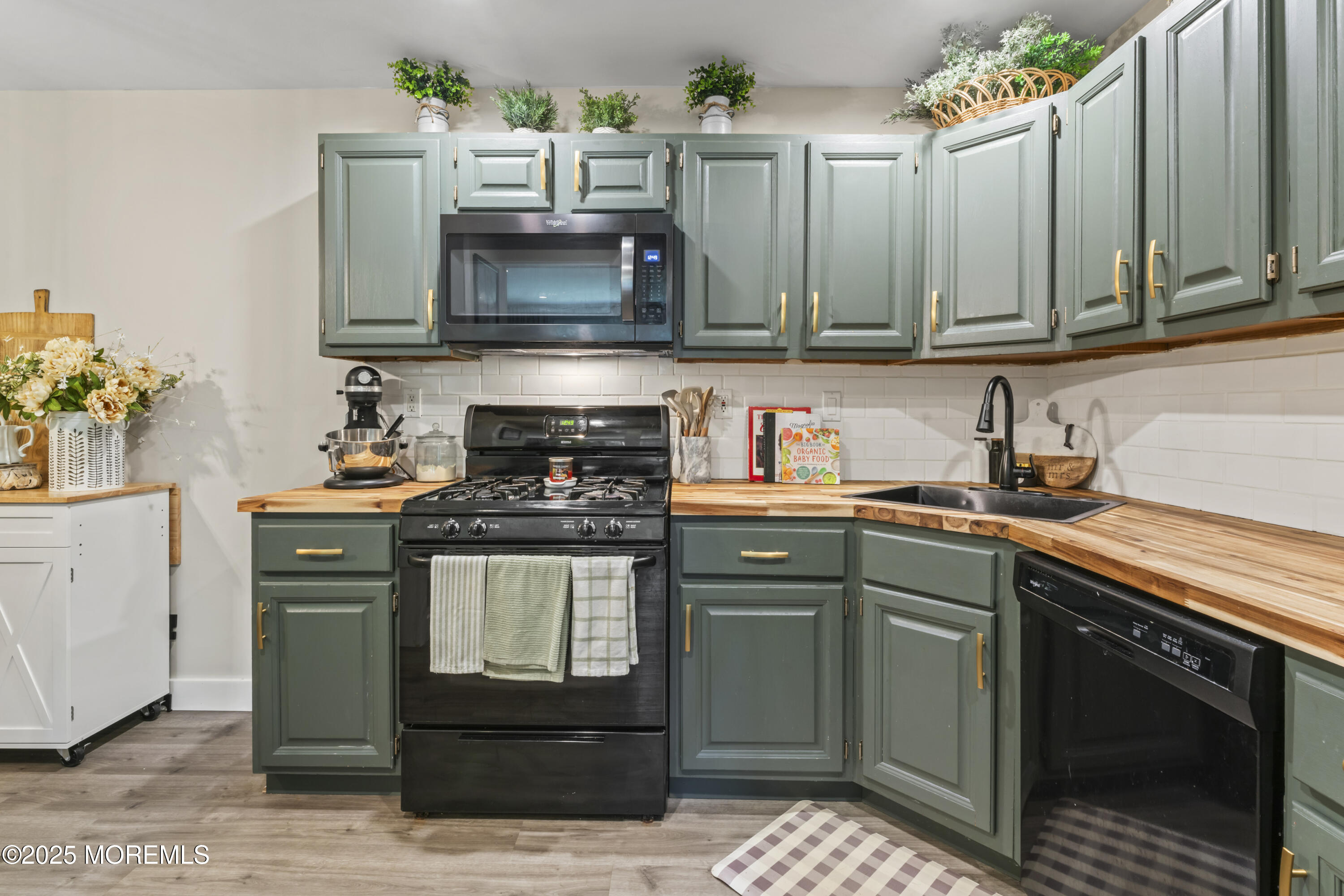 35 Beaumont Court, Tinton Falls, NJ, 07724 image 10