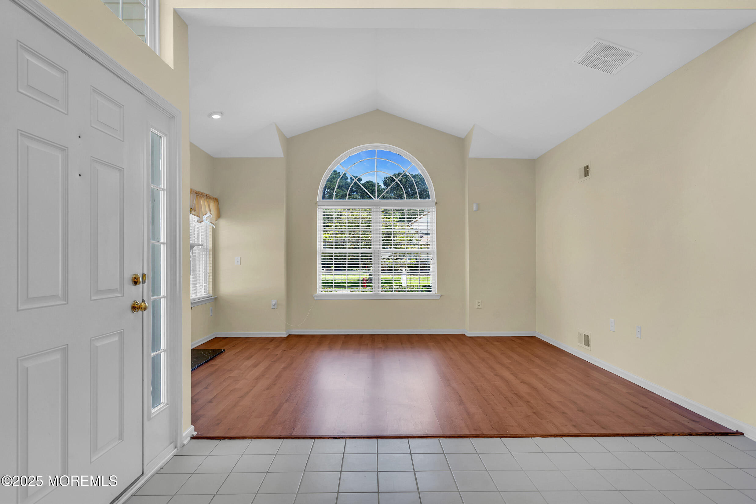 16 Belmar Boulevard Image 3