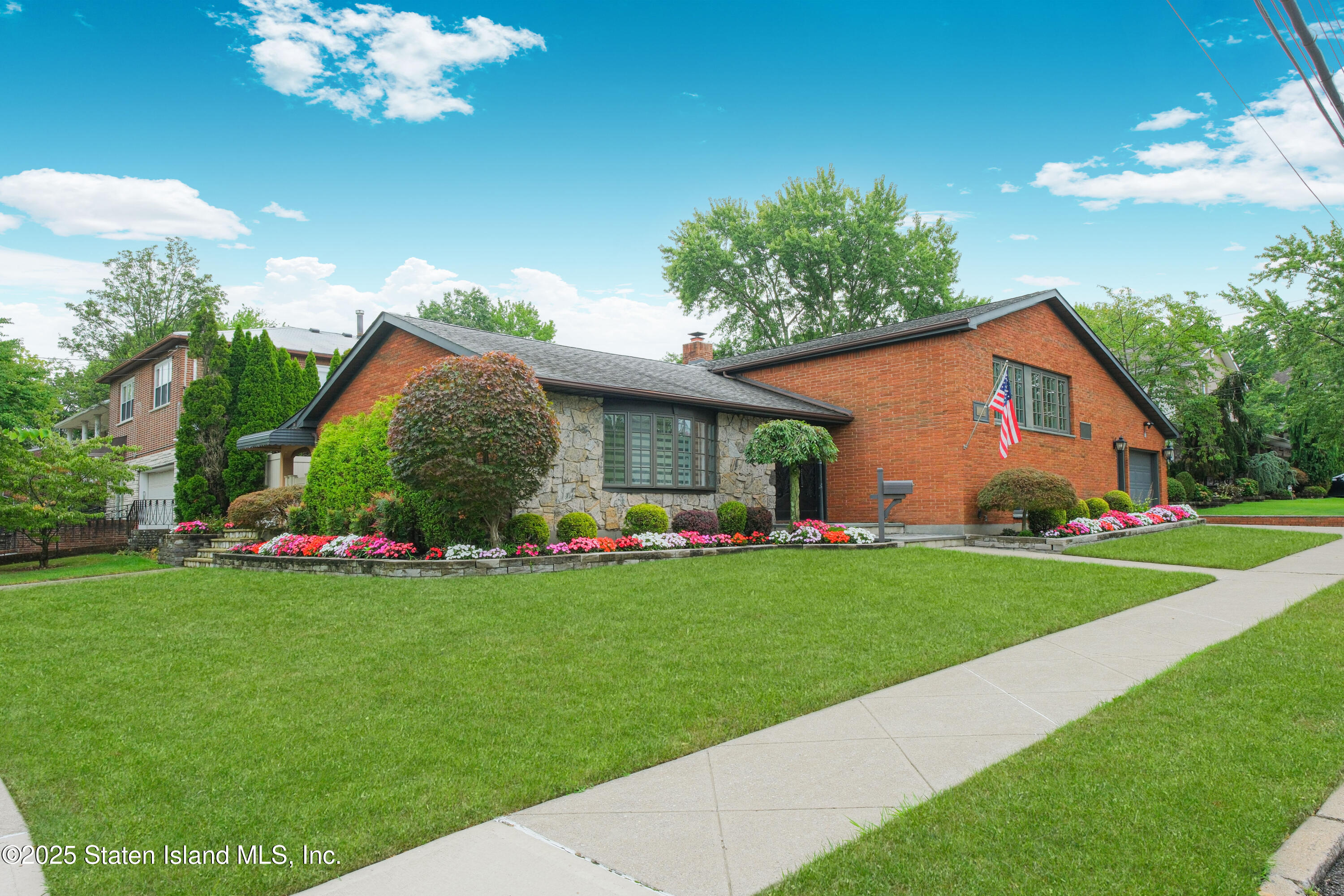 35 Kensico Street Image 2