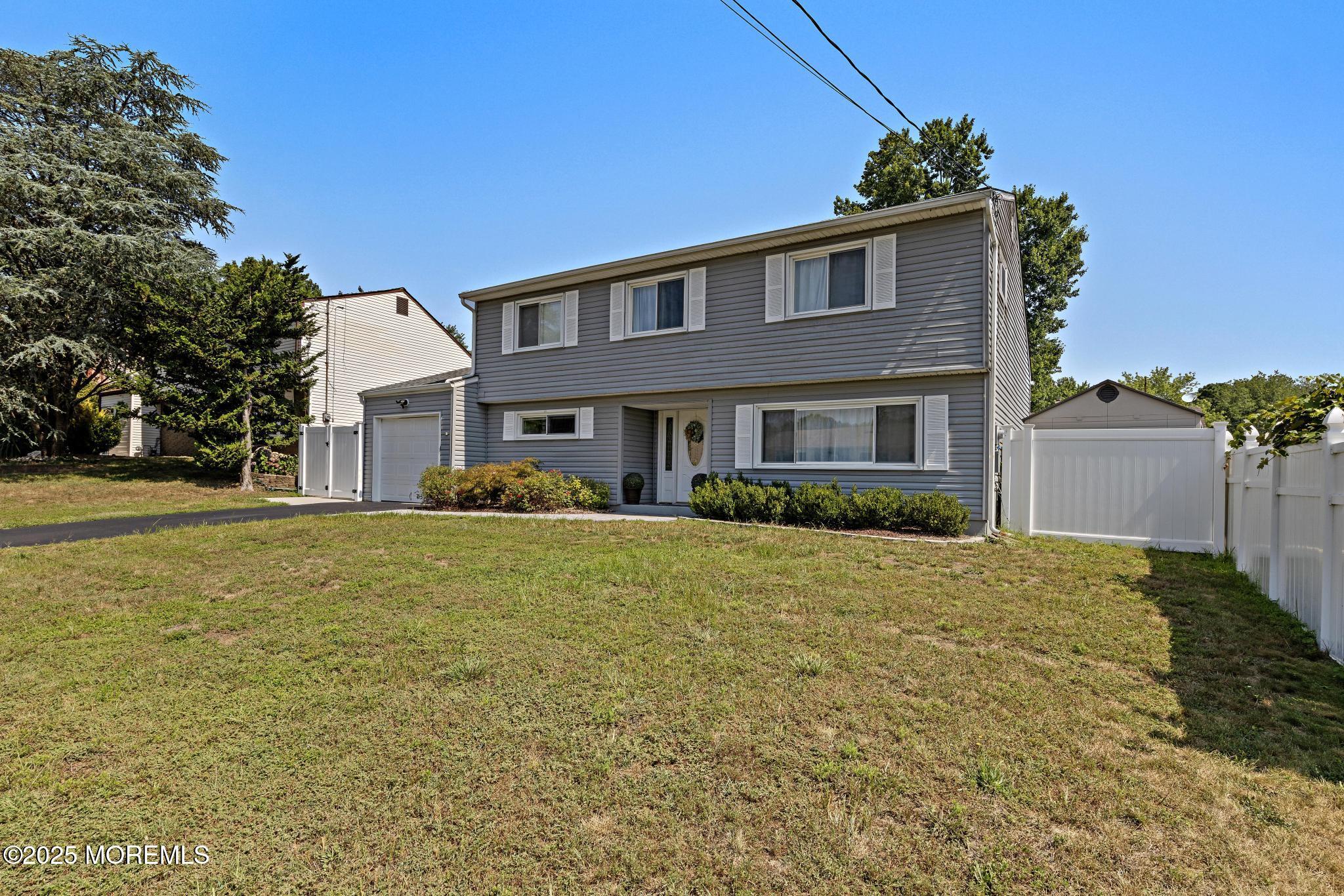 13 Beverly Road Image 3