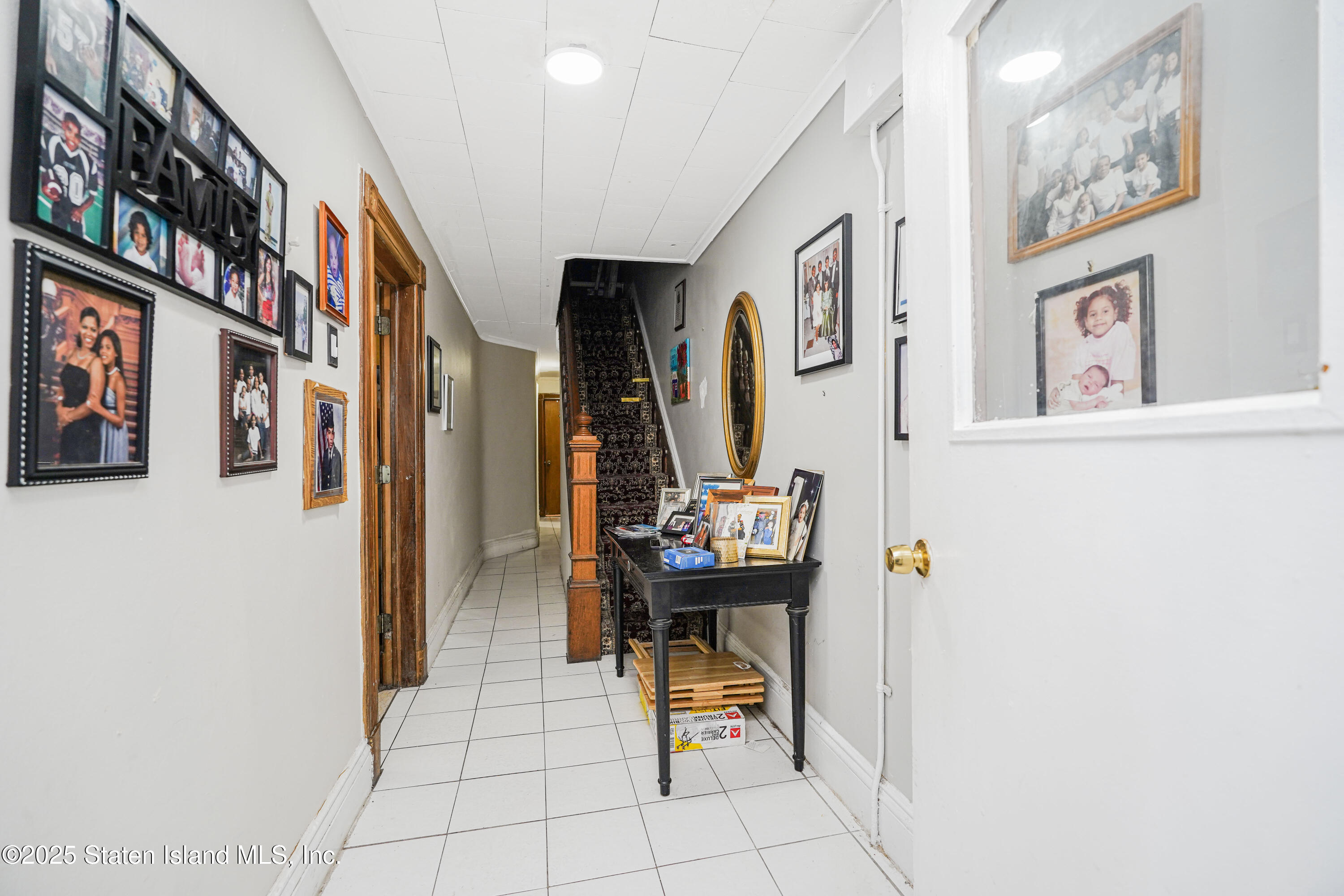 517 40 Street Image 3