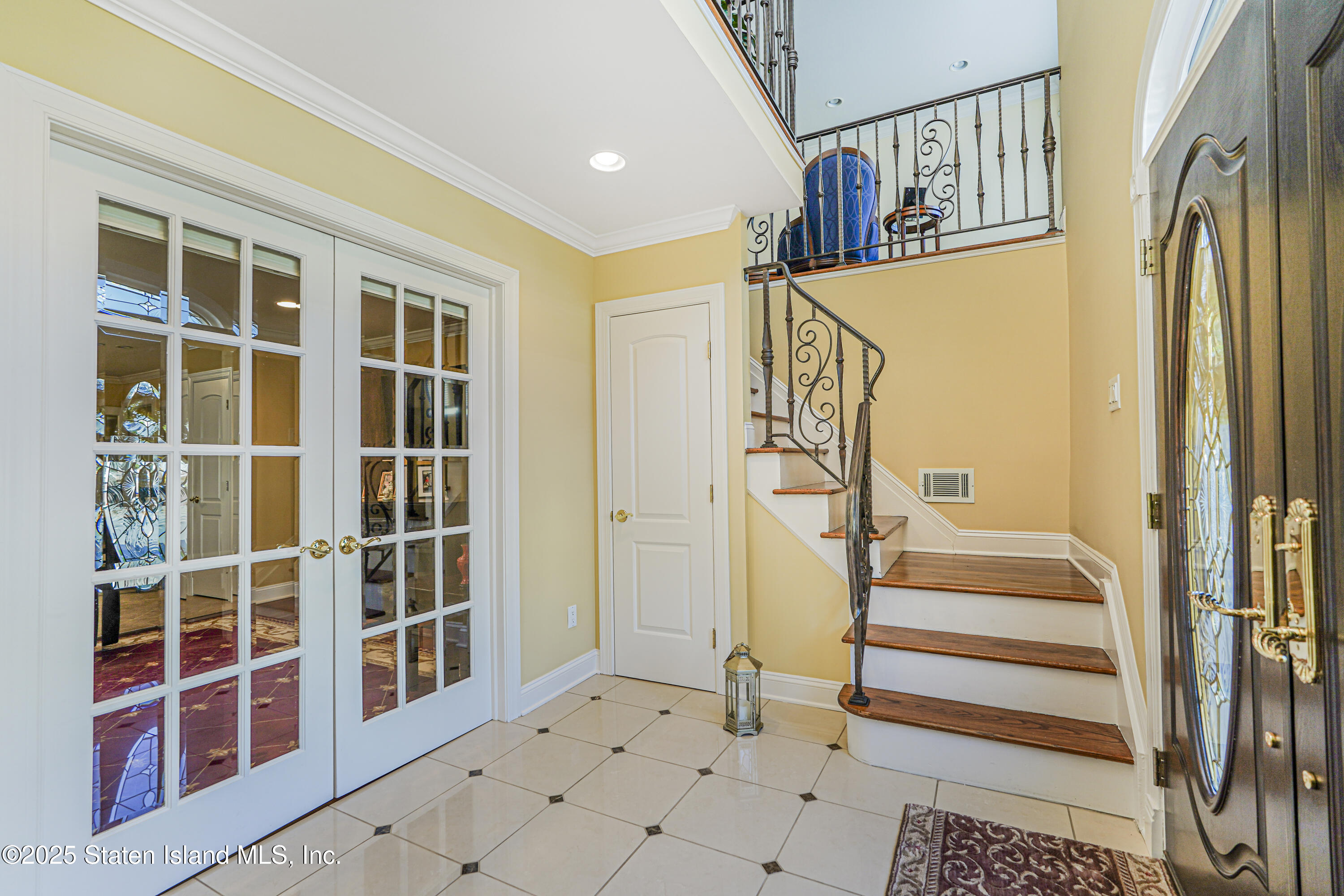 364 Elvin Street Image 5