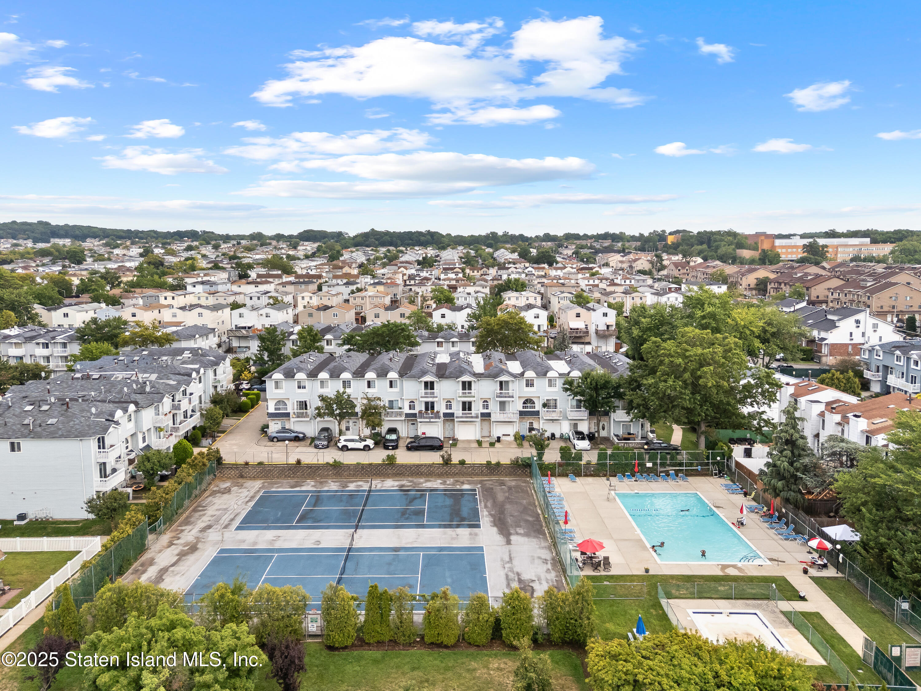 38 A Country Drive East, Staten Island, NY, 10314 image 22