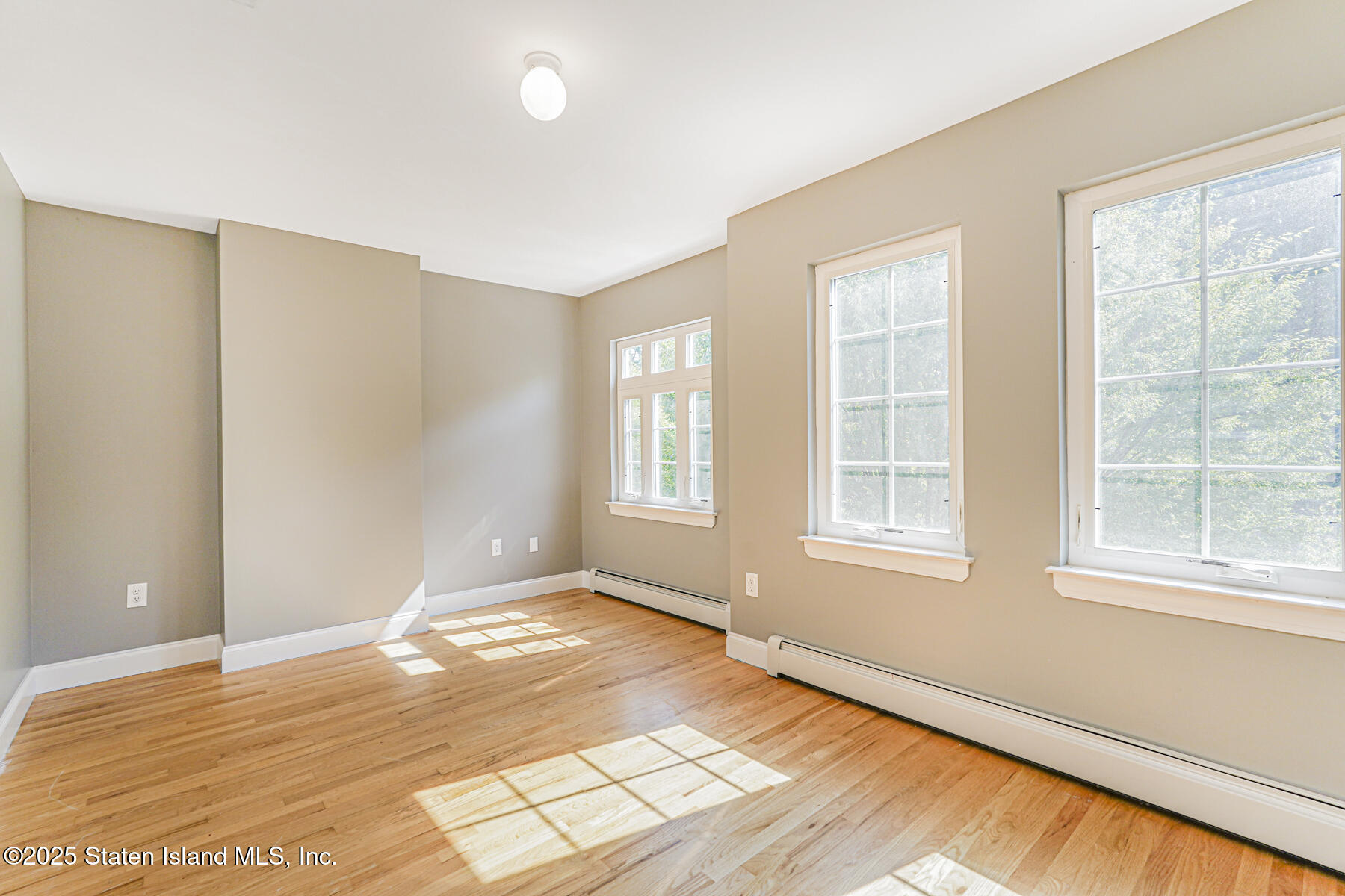 172 Presentation Circle, Staten Island, NY, 10312 image 26