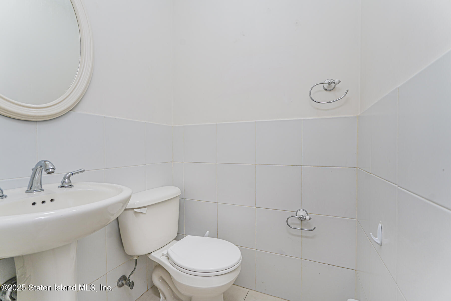 172 Presentation Circle, Staten Island, NY, 10312 image 16