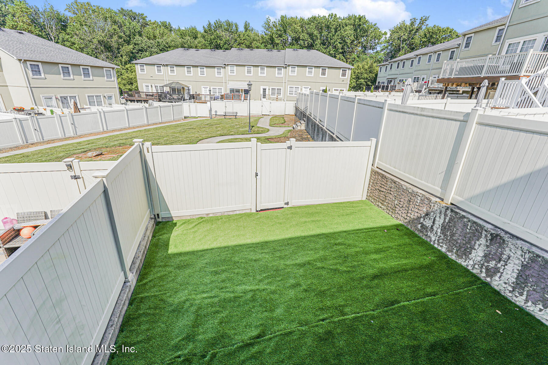172 Presentation Circle, Staten Island, NY, 10312 image 34