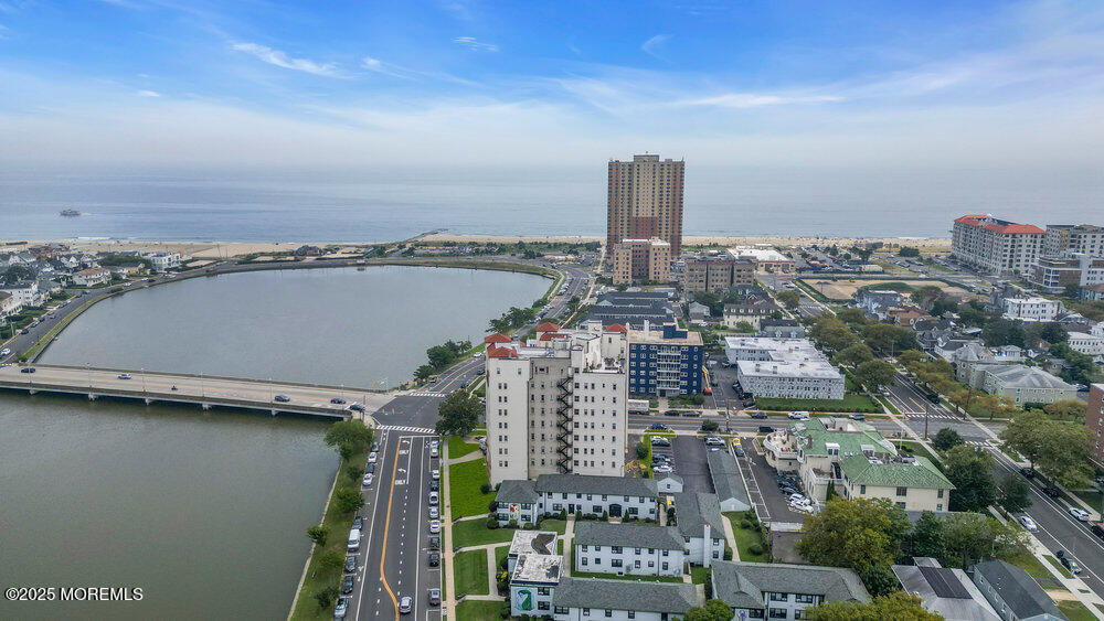 400 Deal Lake Drive 4G Image 2