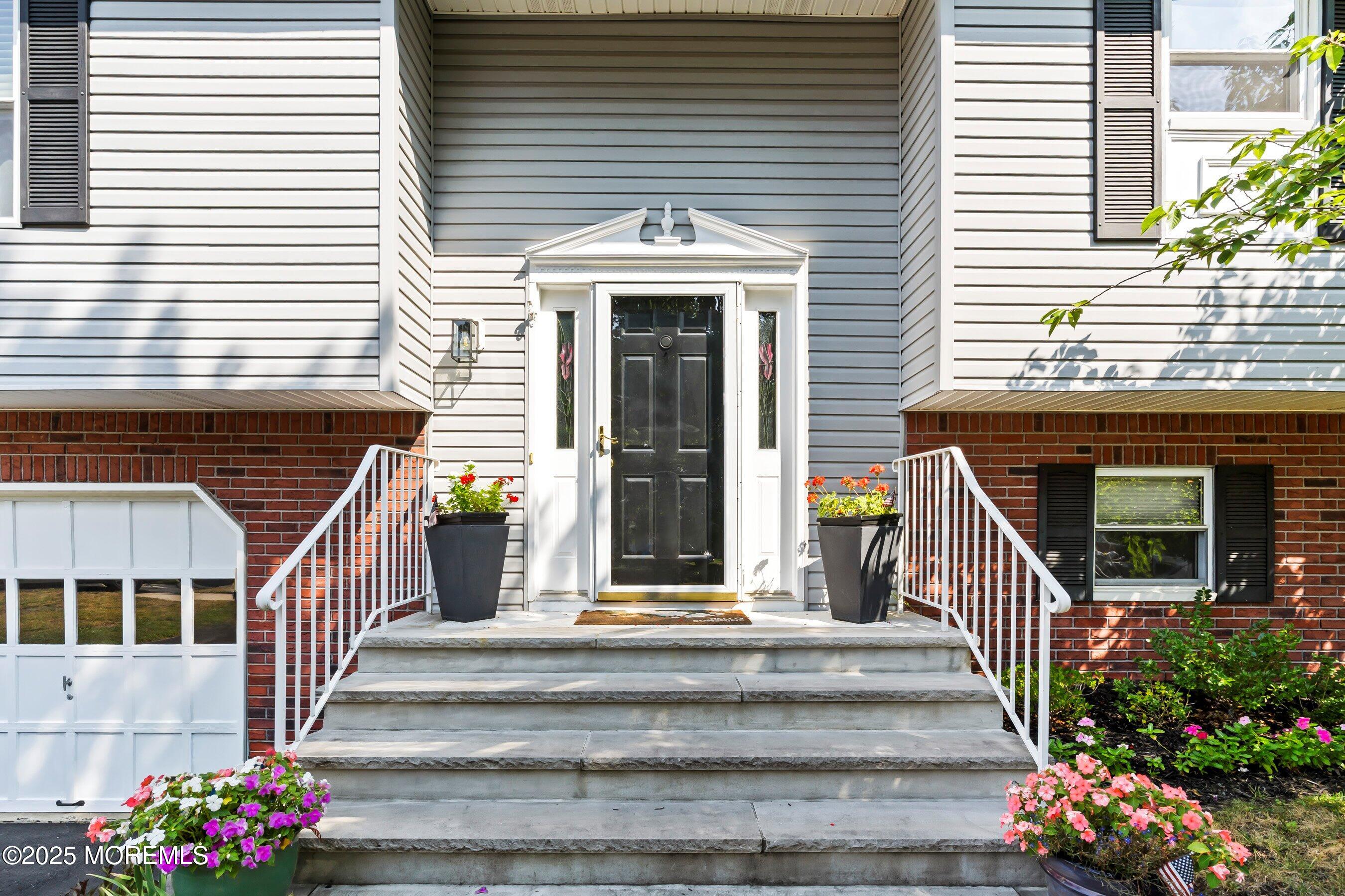 10 Cove Court Image 4