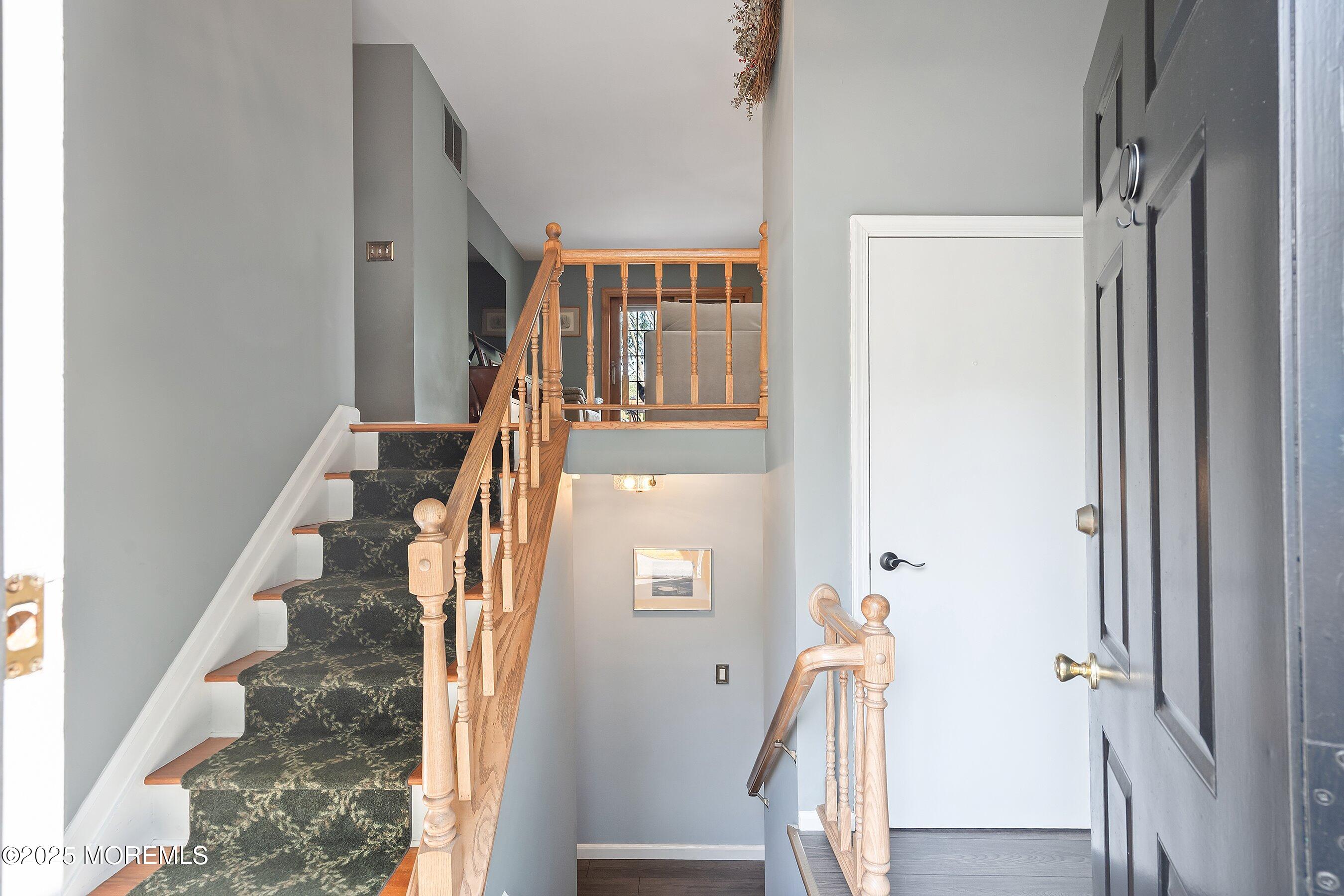 10 Cove Court Image 5