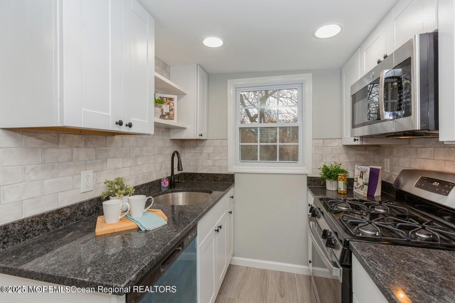 184 S Park Avenue, Hazlet, NJ, 07730 image 9
