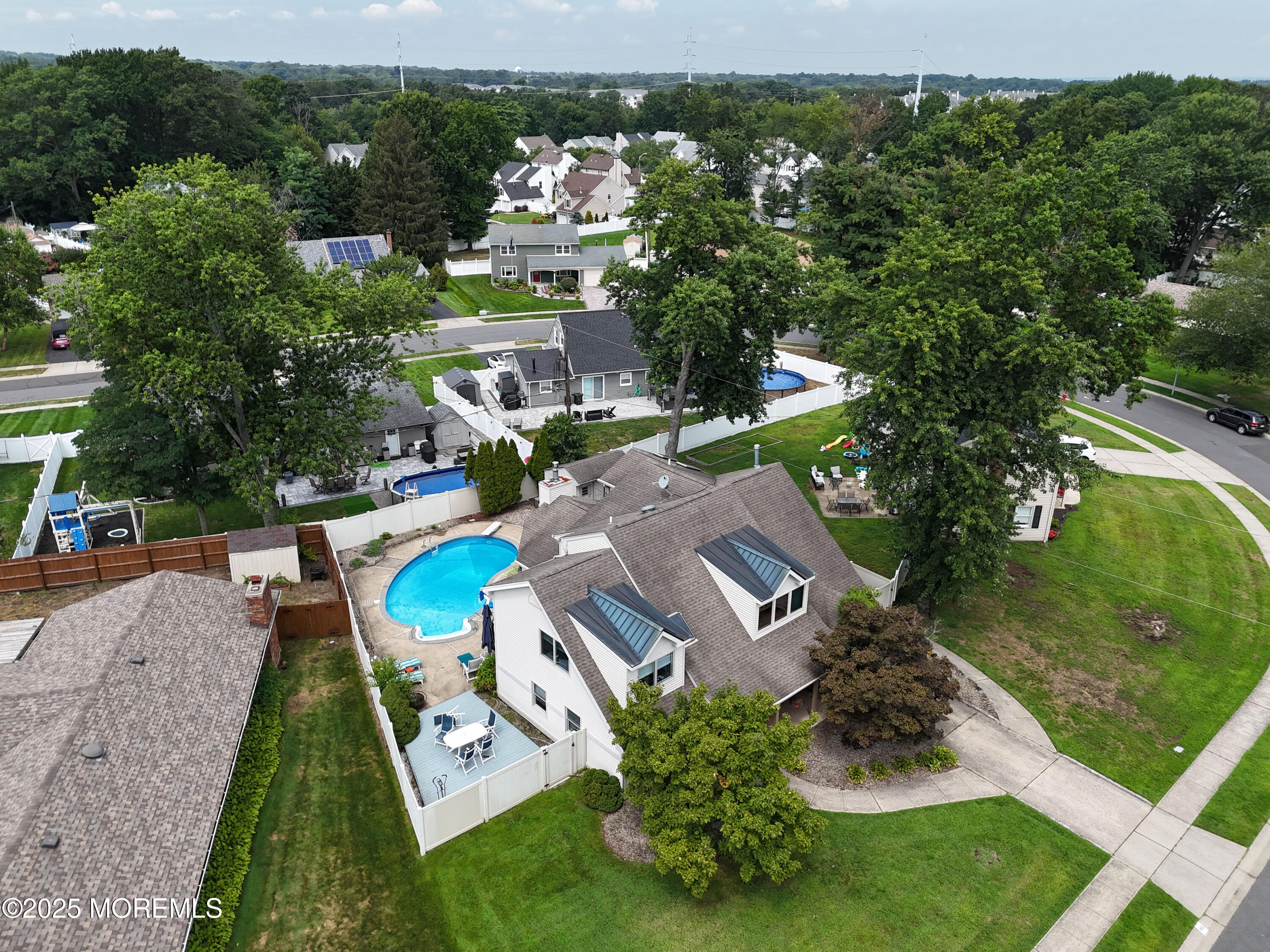 40 North Circle, Aberdeen, NJ, 07747 image 43