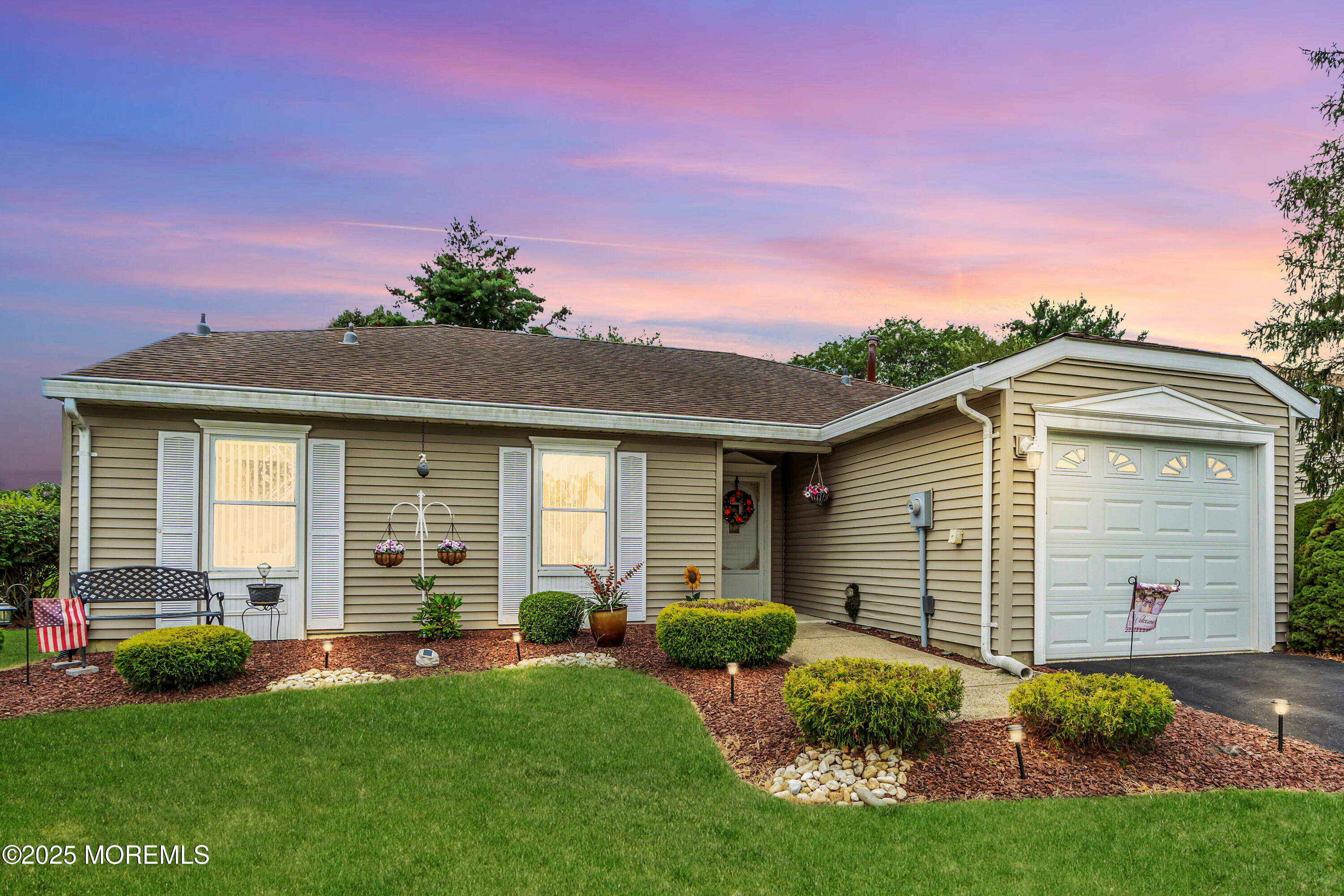 69 Suffolk Way, Marlboro, NJ, 07746