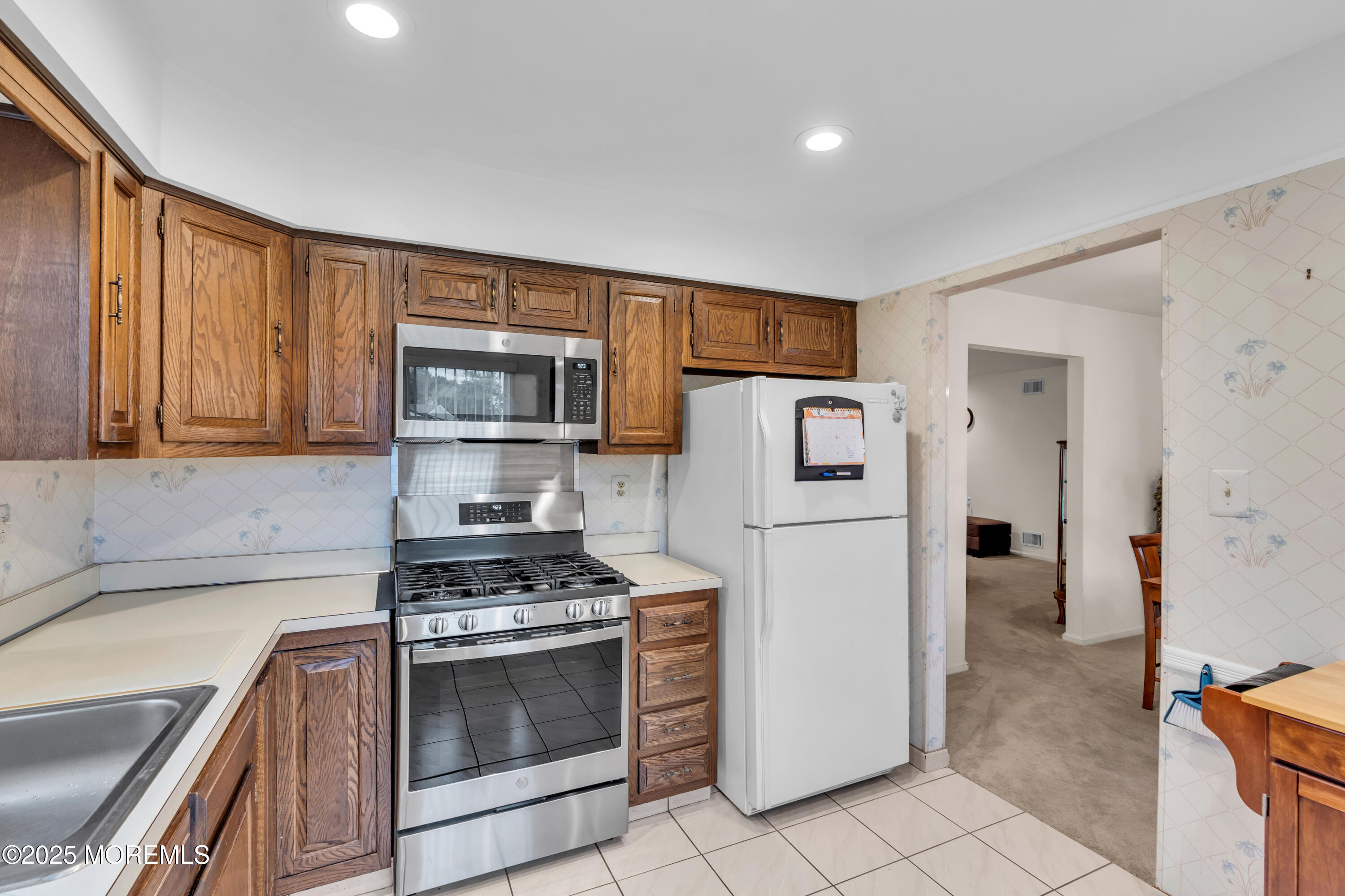 69 Suffolk Way, Marlboro, NJ, 07746 image 10