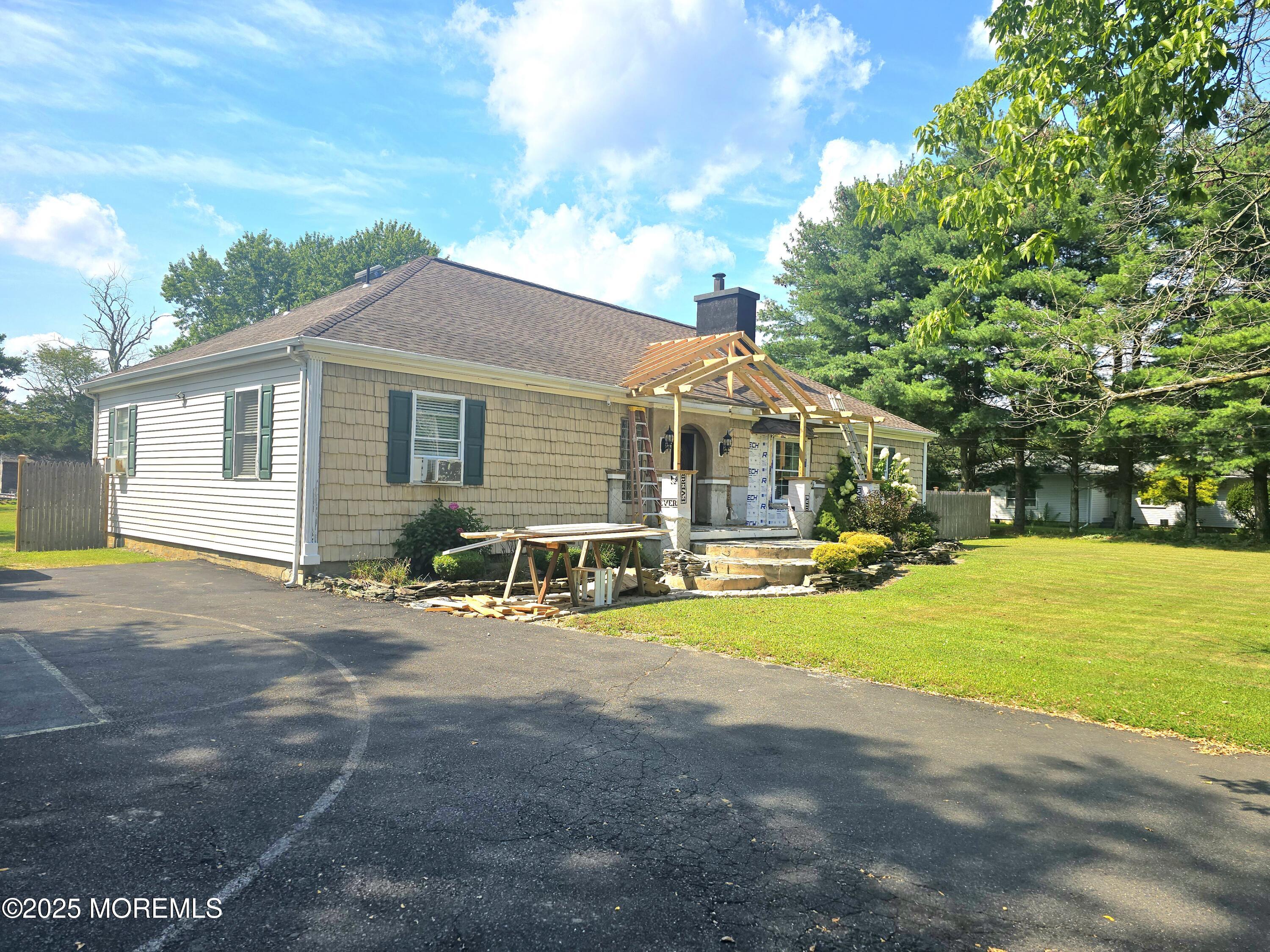 64 S Hope Chapel Road Image 2