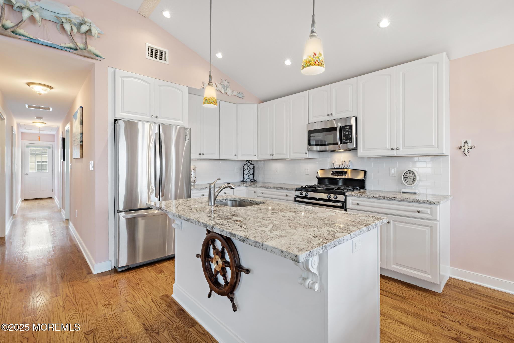 511 Engleside Avenue Image 5