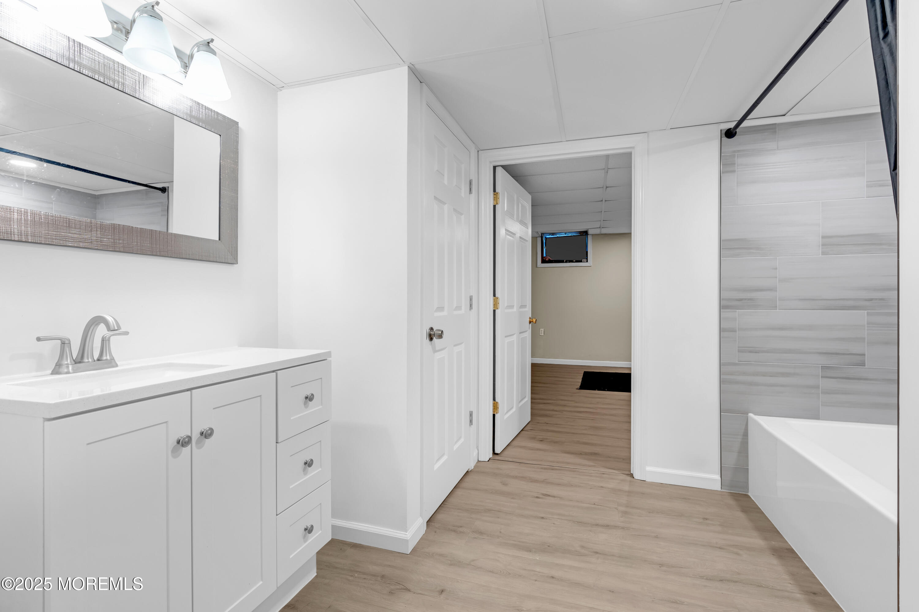 20 Bay Way Image 5