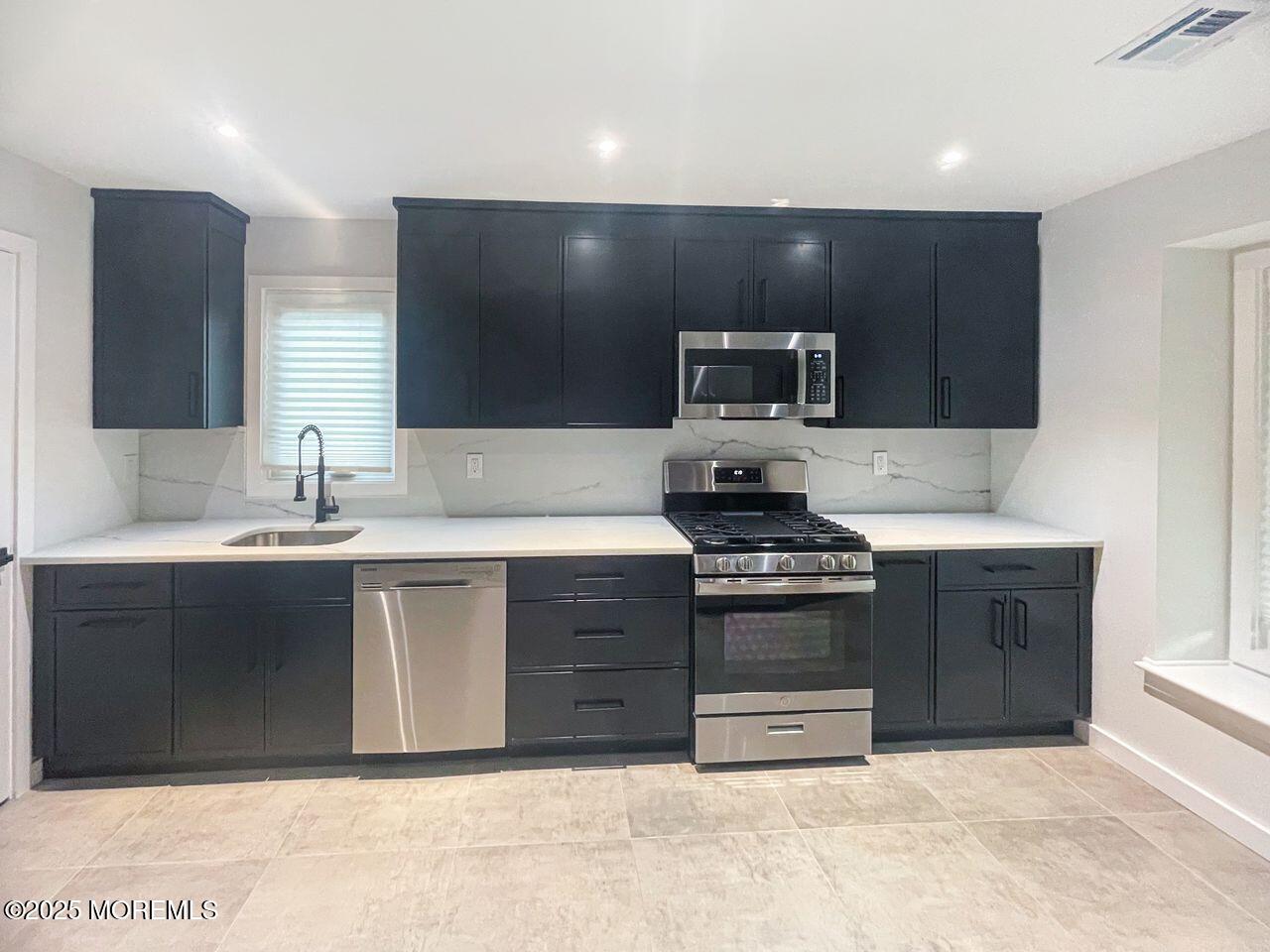 97 Tangerine Drive Image 3