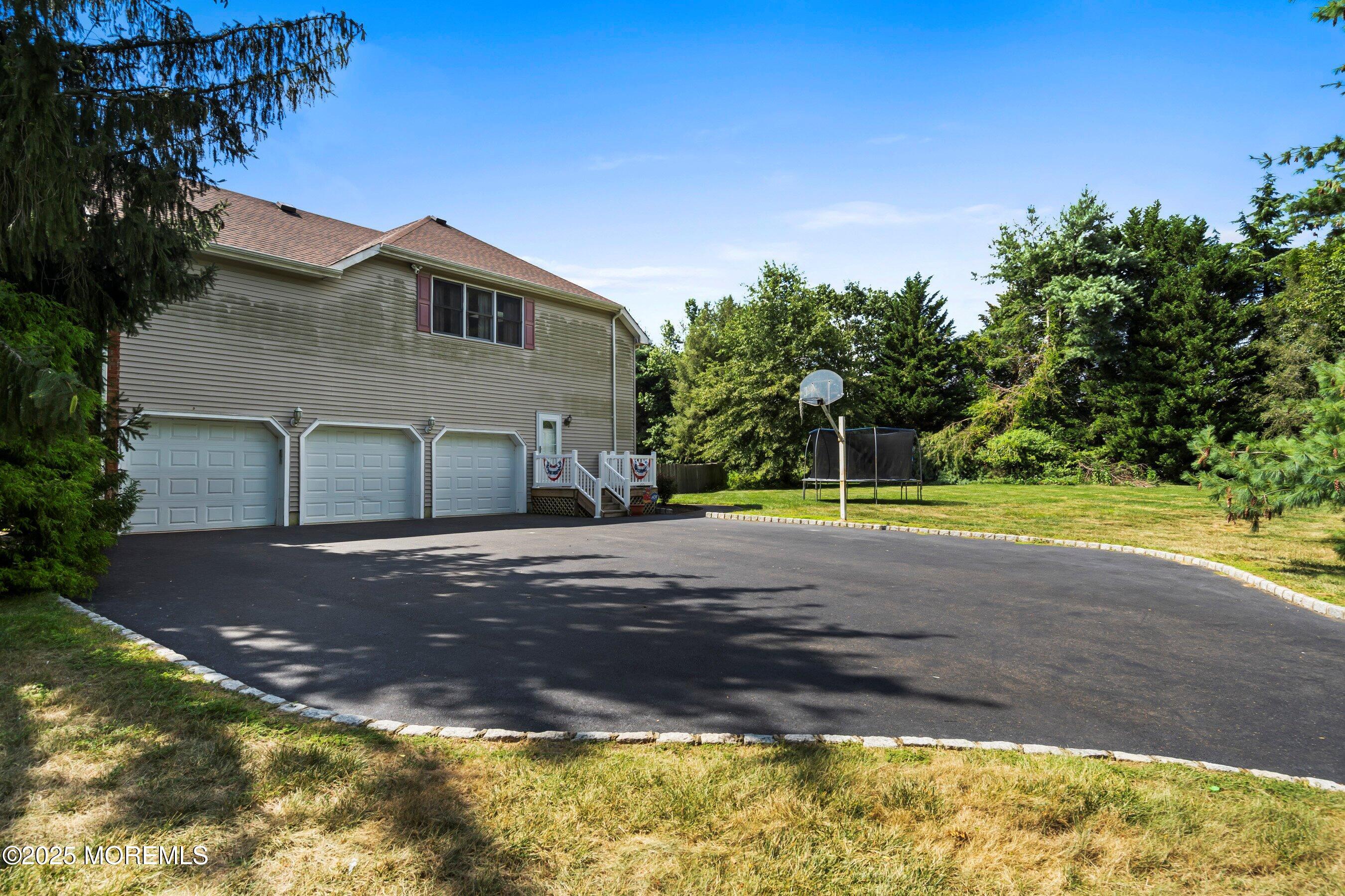 2 Mount Drive, Millstone, NJ, 08535 image 35