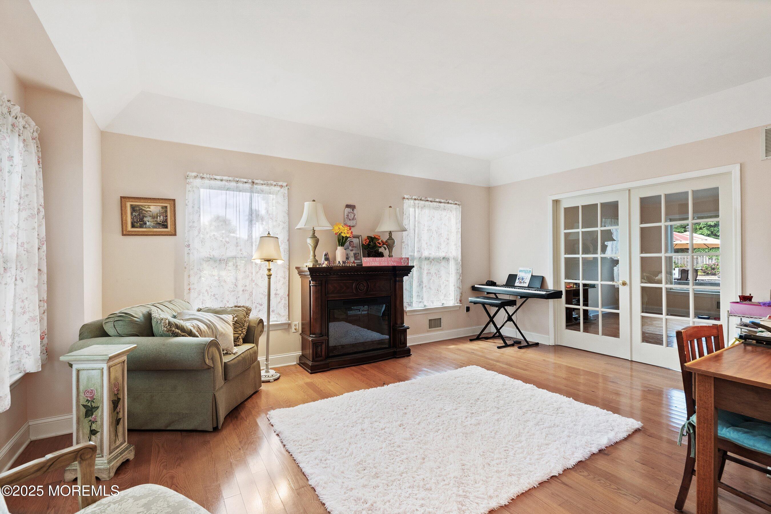 2 Mount Drive, Millstone, NJ, 08535 image 12