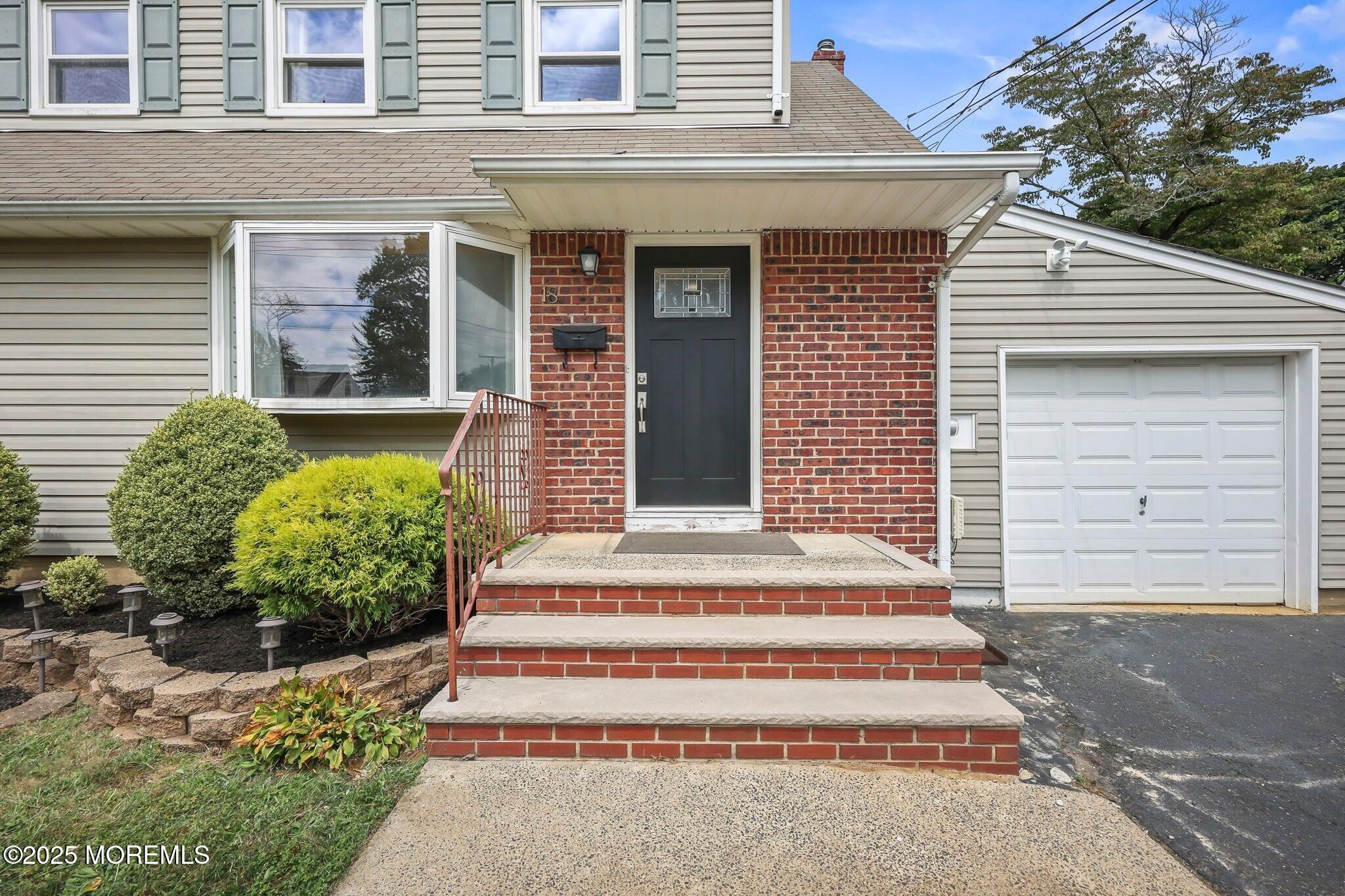 18 Mead Avenue Image 4