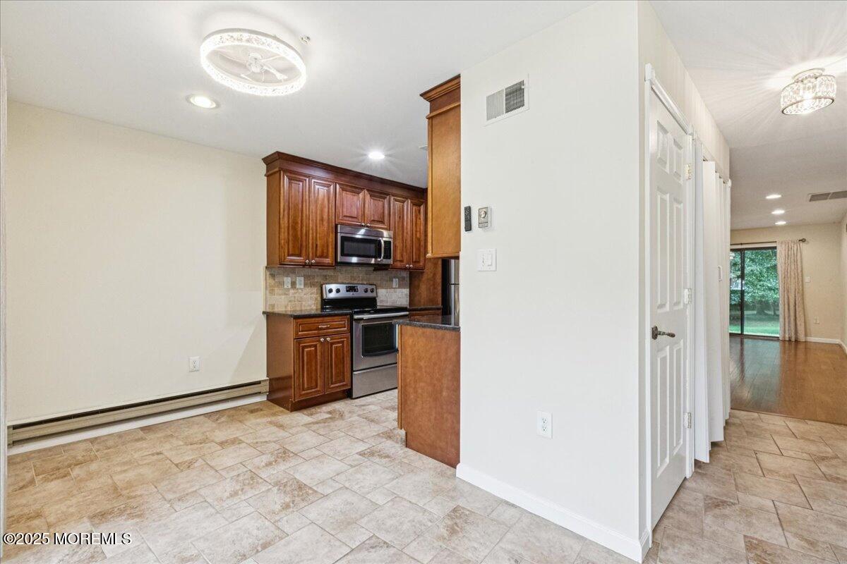70 Overlook Way E, Manalapan, NJ, 07726 image 7