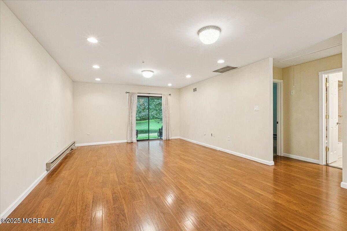 70 Overlook Way E, Manalapan, NJ, 07726 image 9