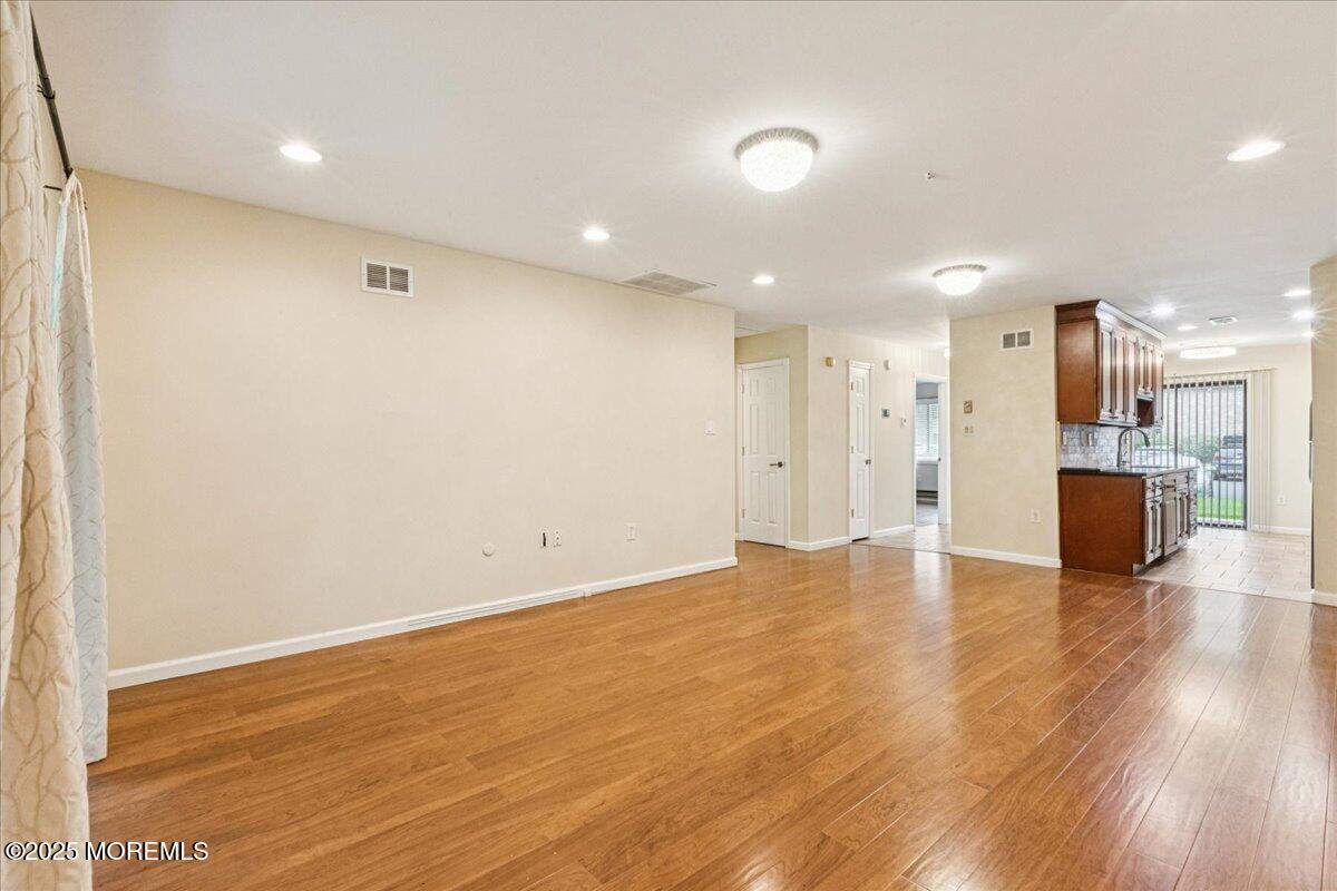 70 Overlook Way E, Manalapan, NJ, 07726 image 10