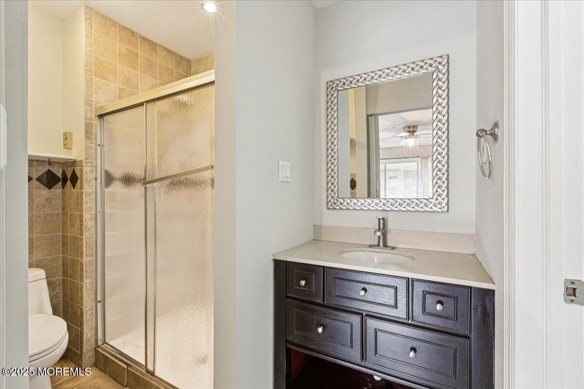 70 Overlook Way E, Manalapan, NJ, 07726 image 12