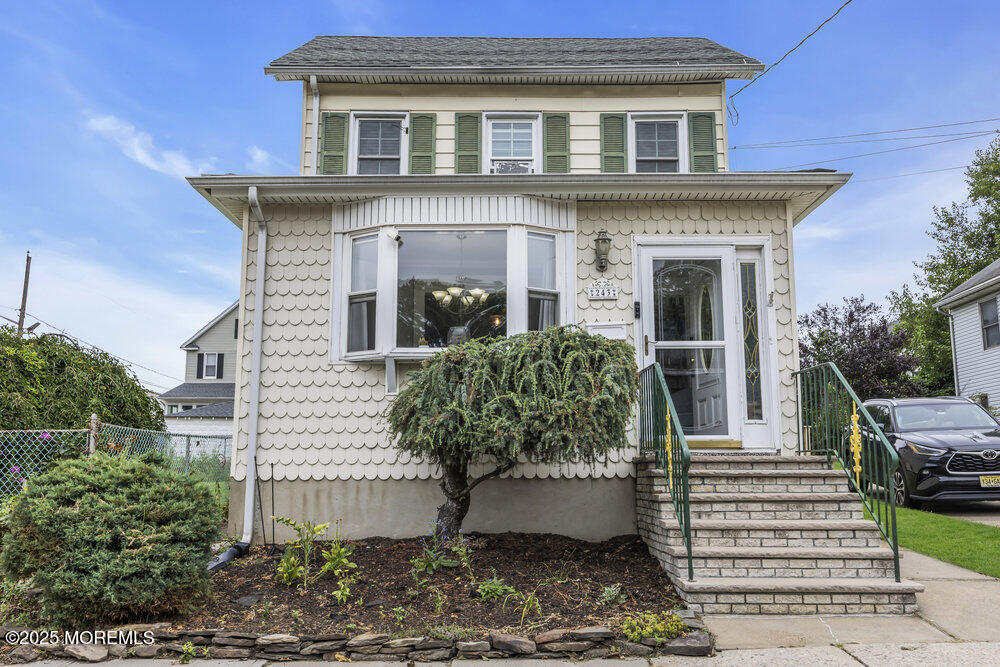 243 Elm Street Image 2