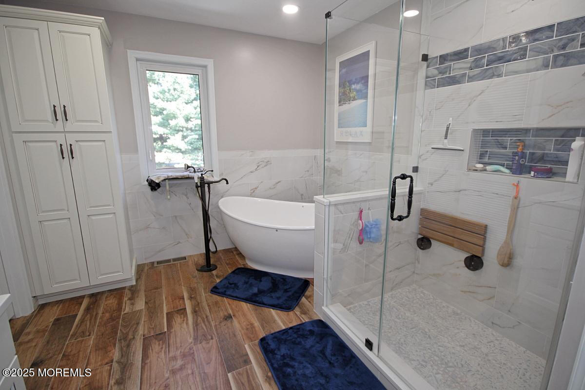 254 Plum Drive, Marlboro, NJ, 07746 image 11