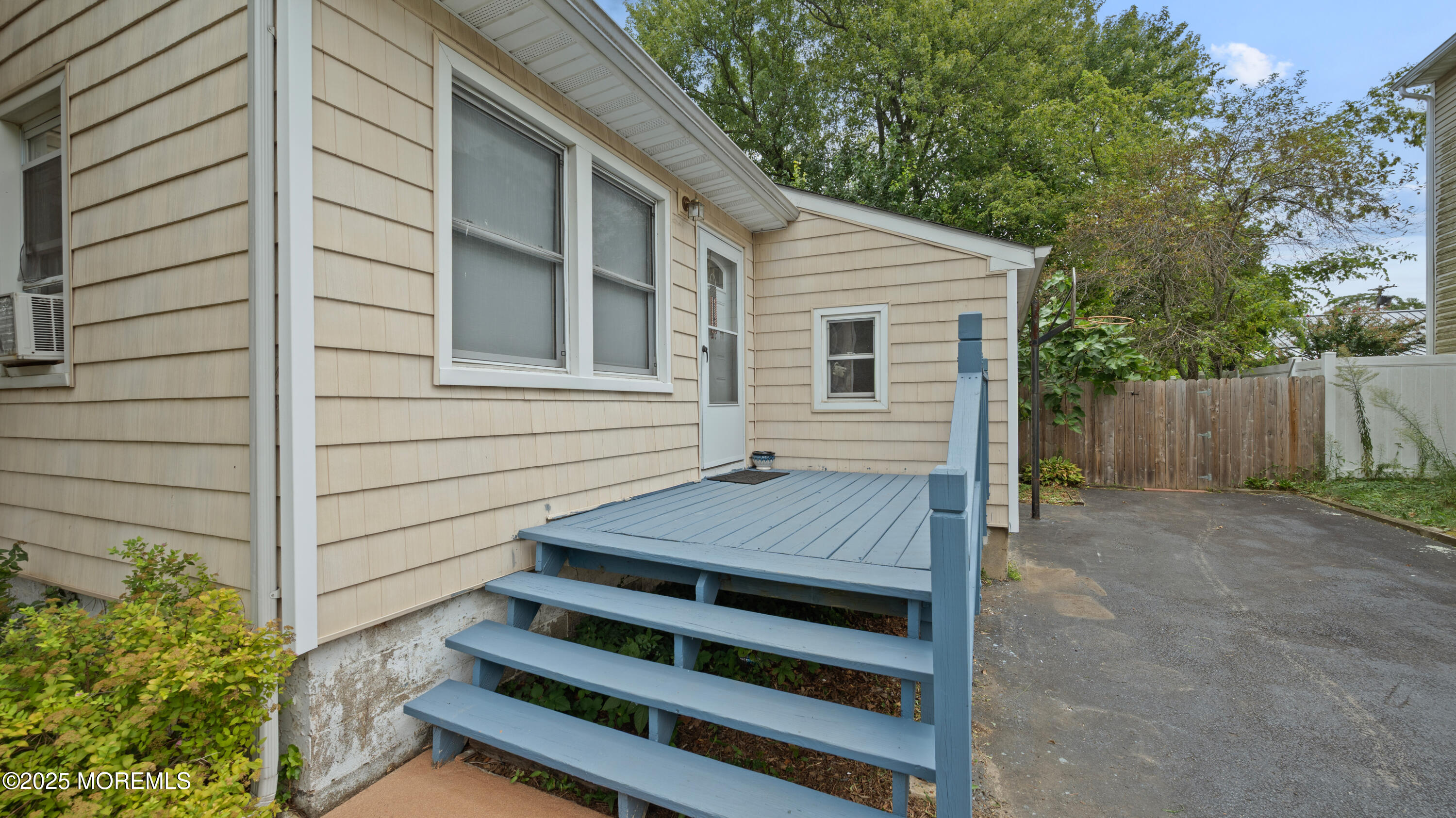 125 Eighth Street, Belford, NJ, 07718 image 30