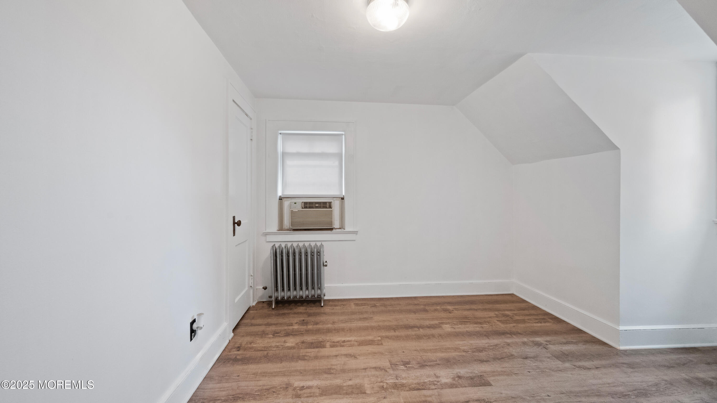 125 Eighth Street, Belford, NJ, 07718 image 41