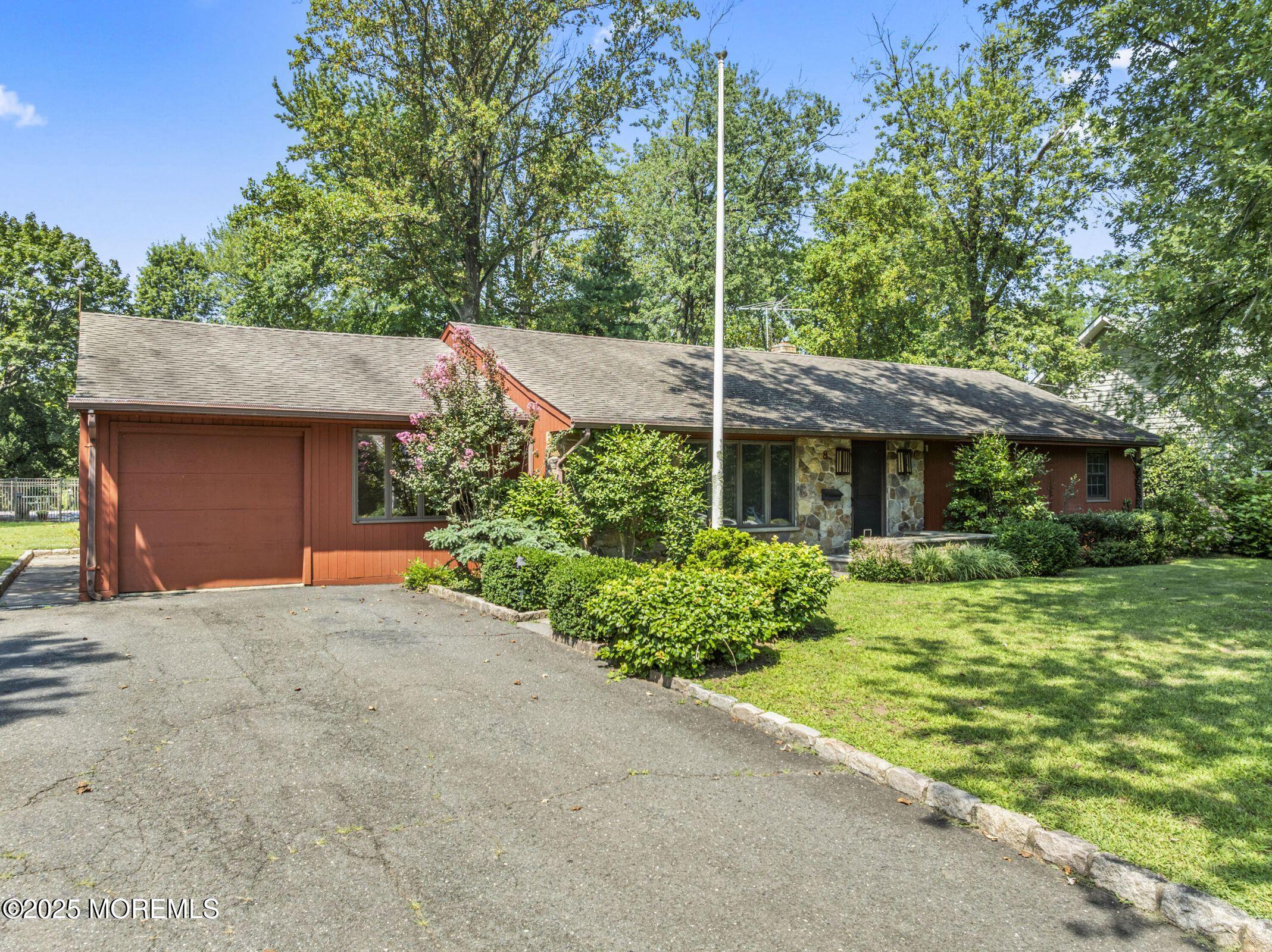 8 Greenwood Place Image 3