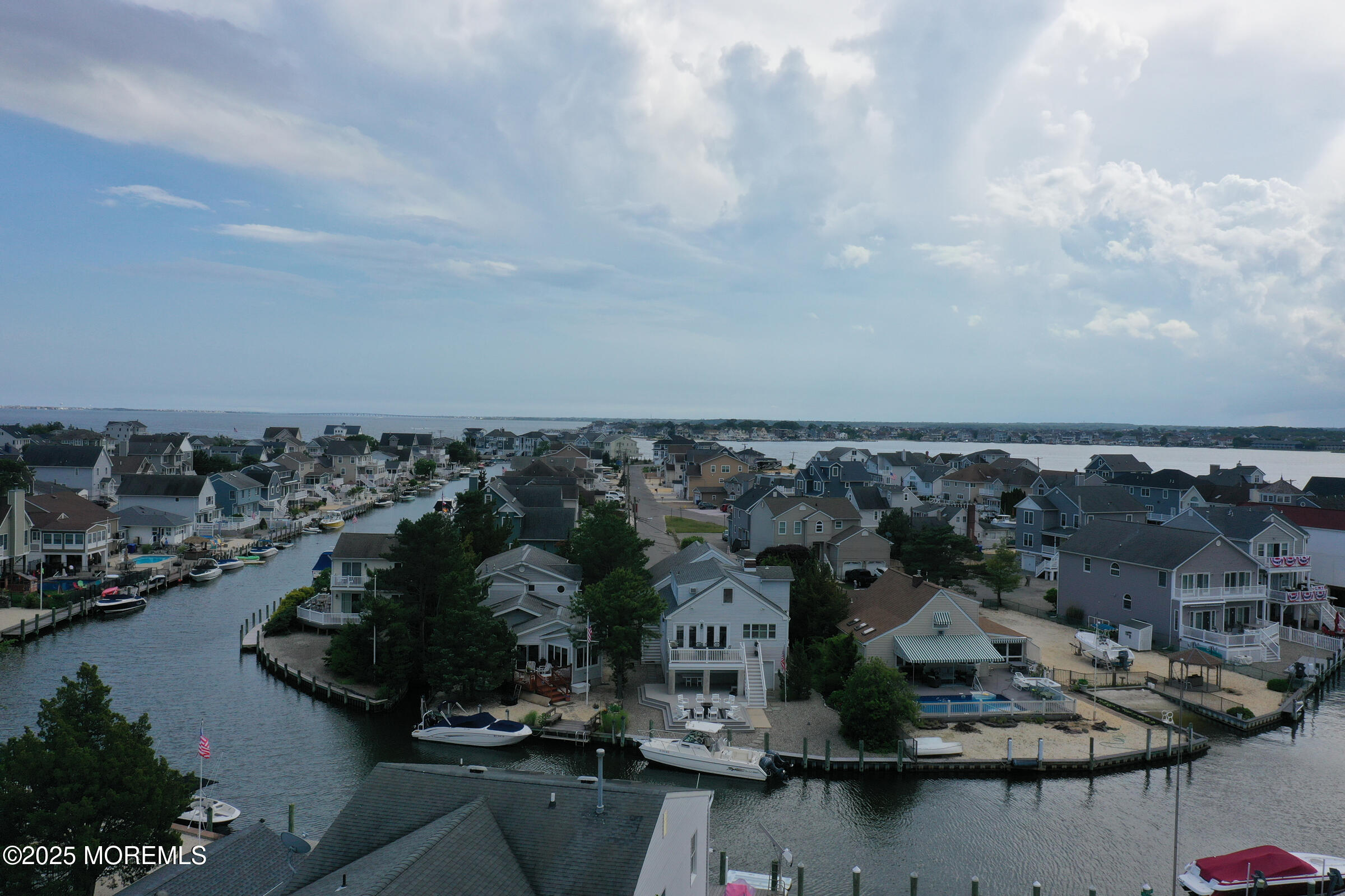 49 Farragut Drive Image 2