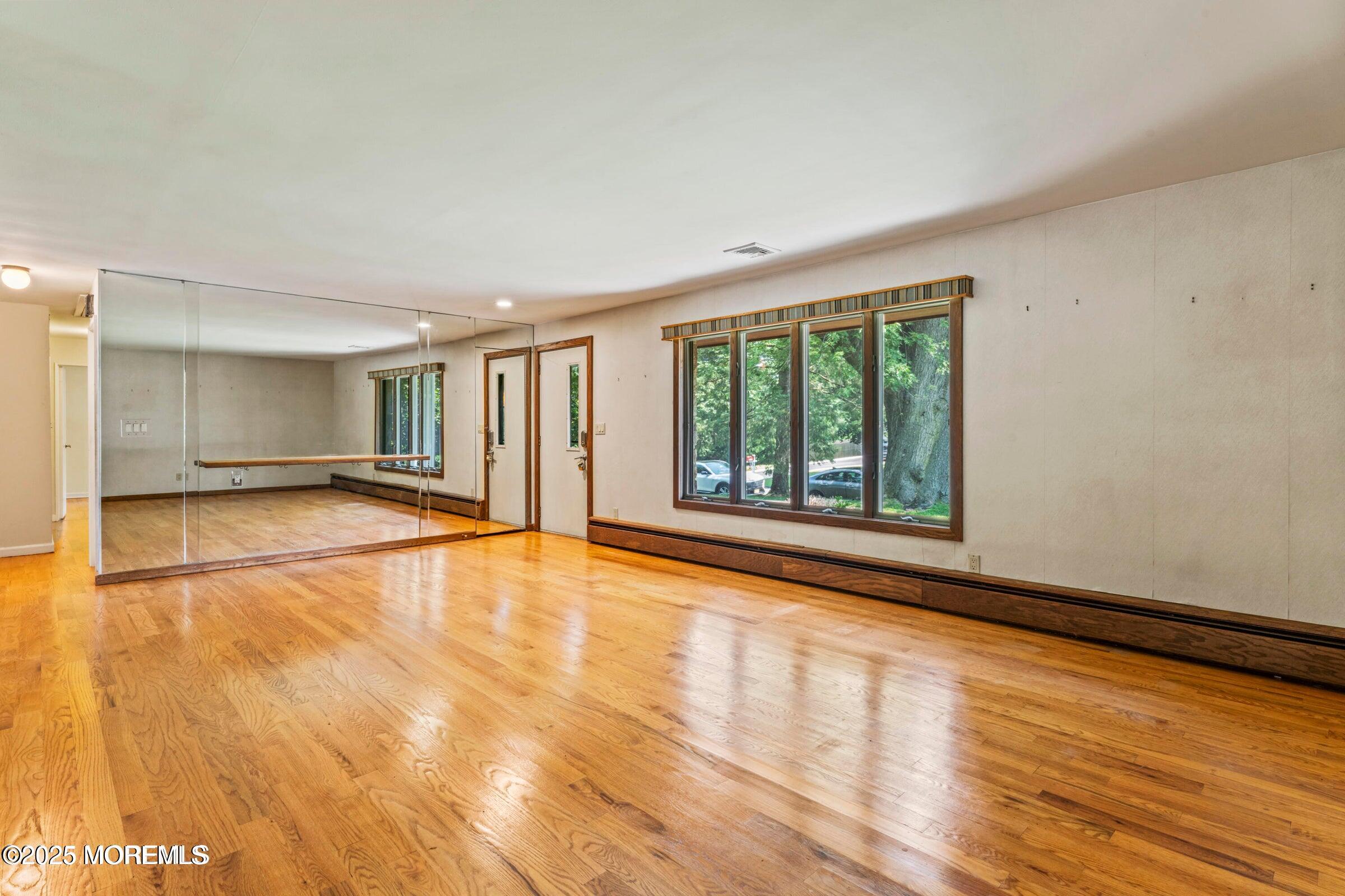 8 Greenwood Place, Middletown, NJ, 07748 image 34