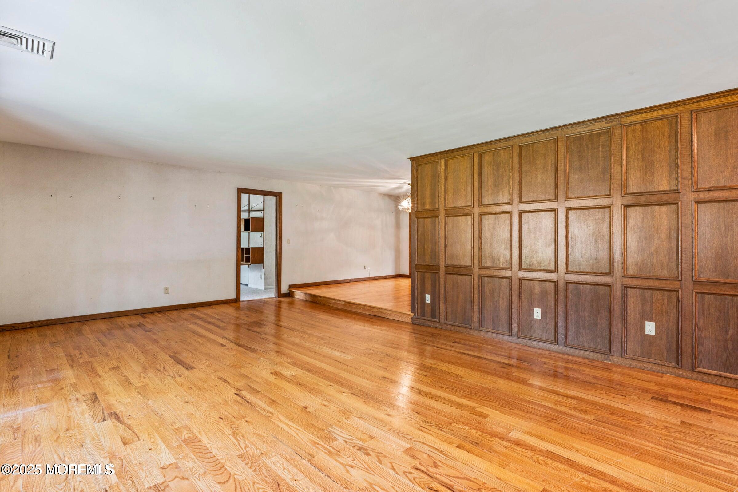 8 Greenwood Place, Middletown, NJ, 07748 image 36