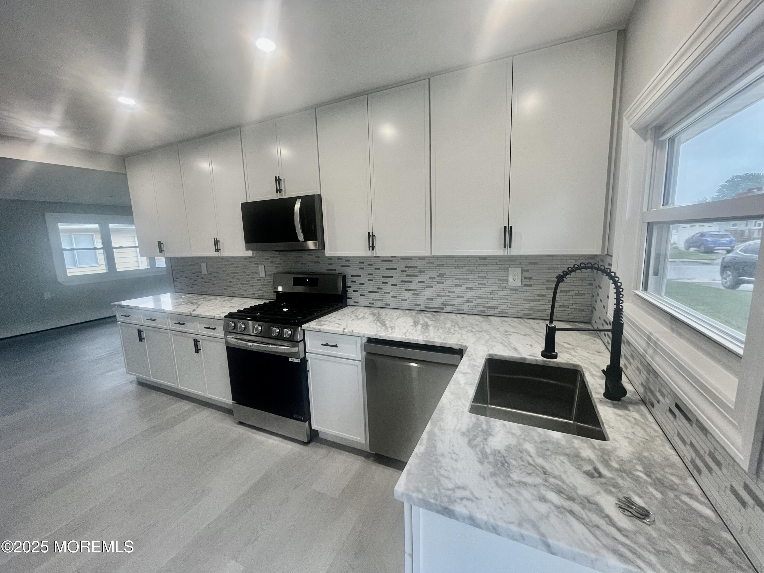 13 Saint Martin Place, Toms River, NJ, 08757 image 7