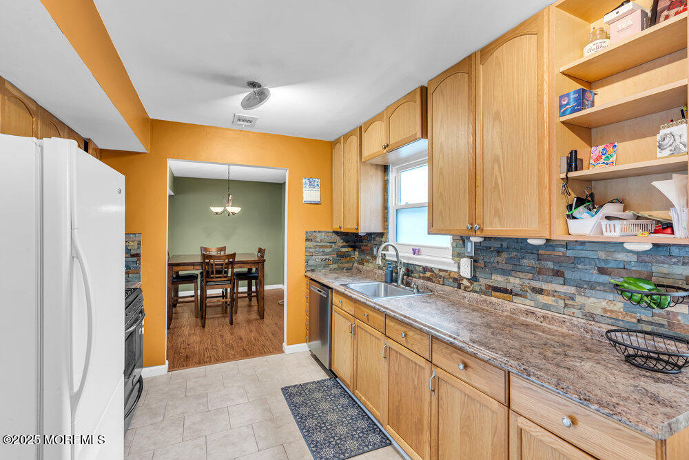 556 Kirk Lane Image 5