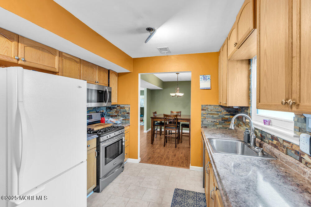 556 Kirk Lane, Brick, NJ, 08724 image 6